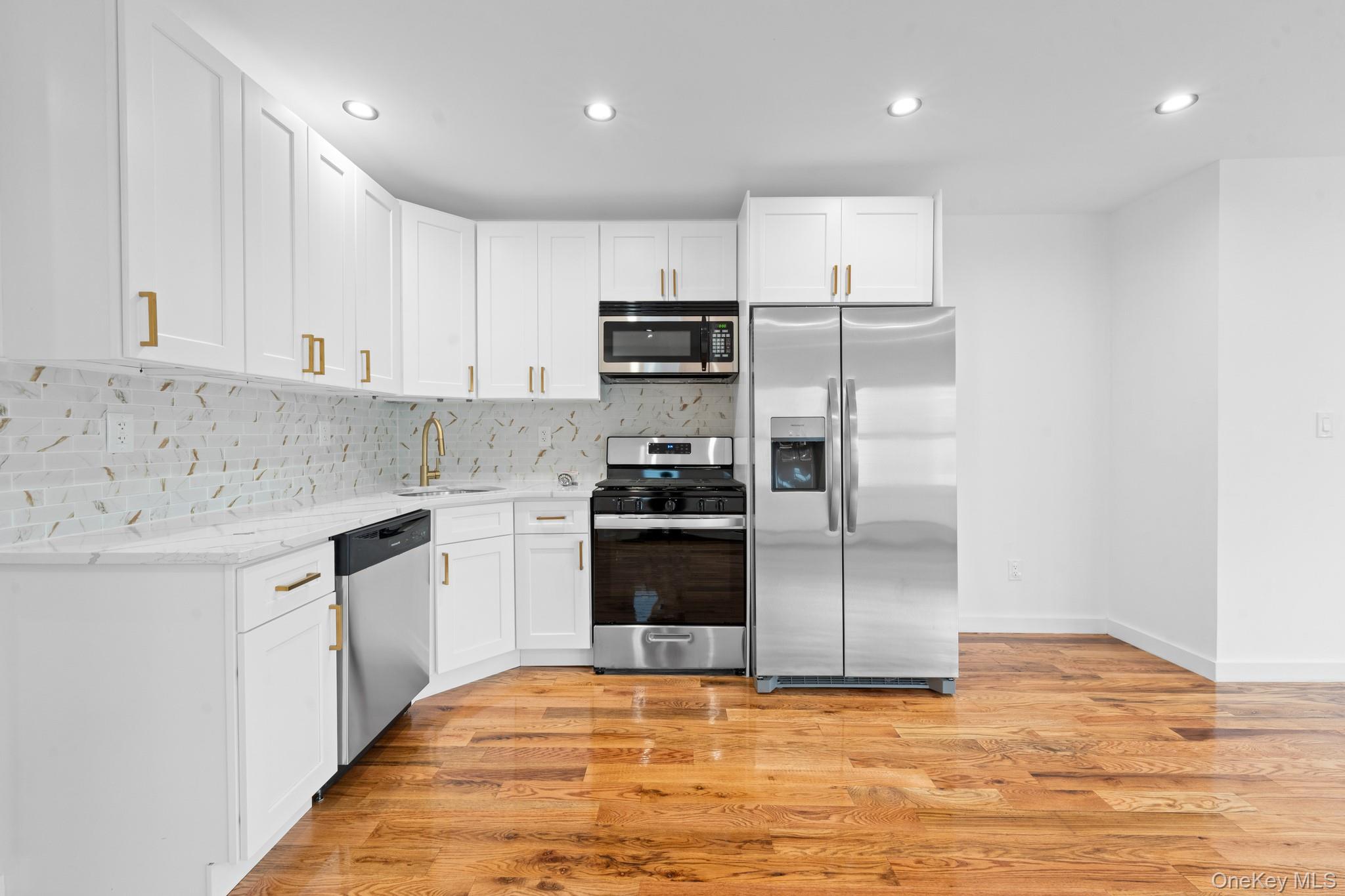 #3 photo, 13415 Cheney Street, クイーンズ区 Springfield Gardens , NY 11434