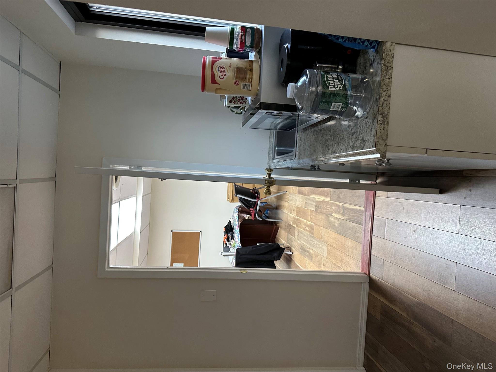 #4 photo, 6 Tuxedo Avenue, ナッソー郡 New Hyde Park , NY 11040