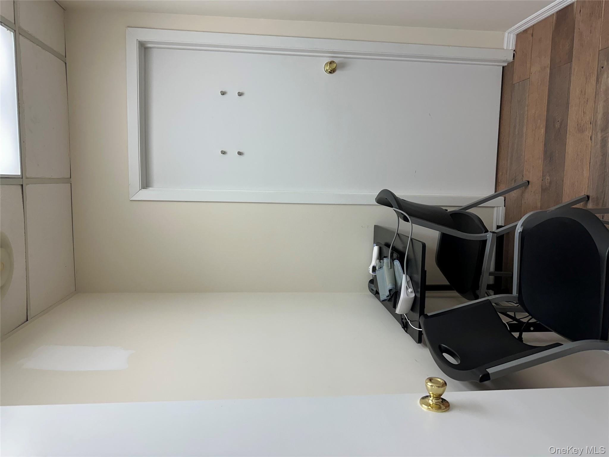 #8 photo, 6 Tuxedo Avenue, ナッソー郡 New Hyde Park , NY 11040