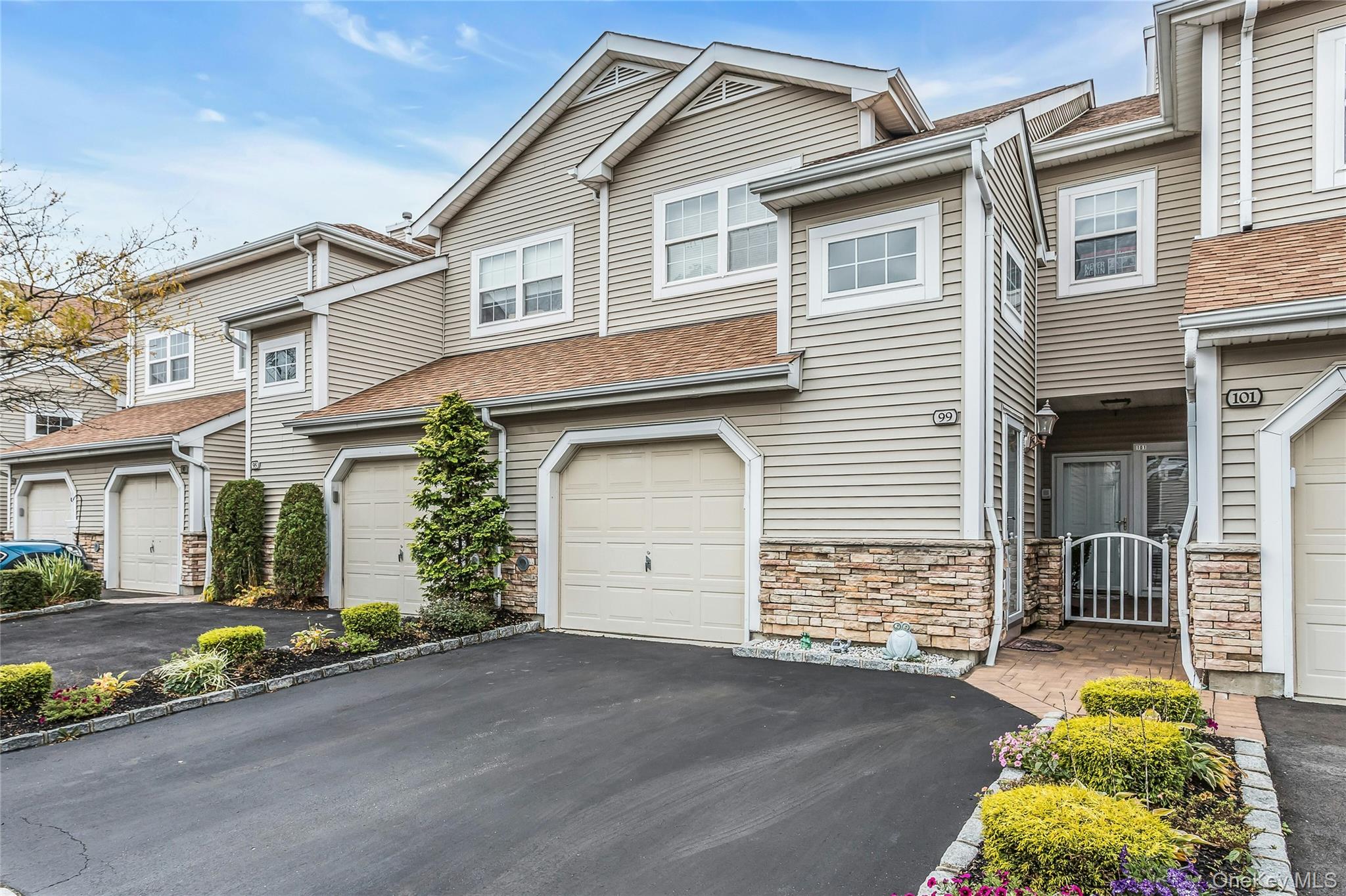 #1 photo, 99 Carriage Lane, Plainview , NY 11803