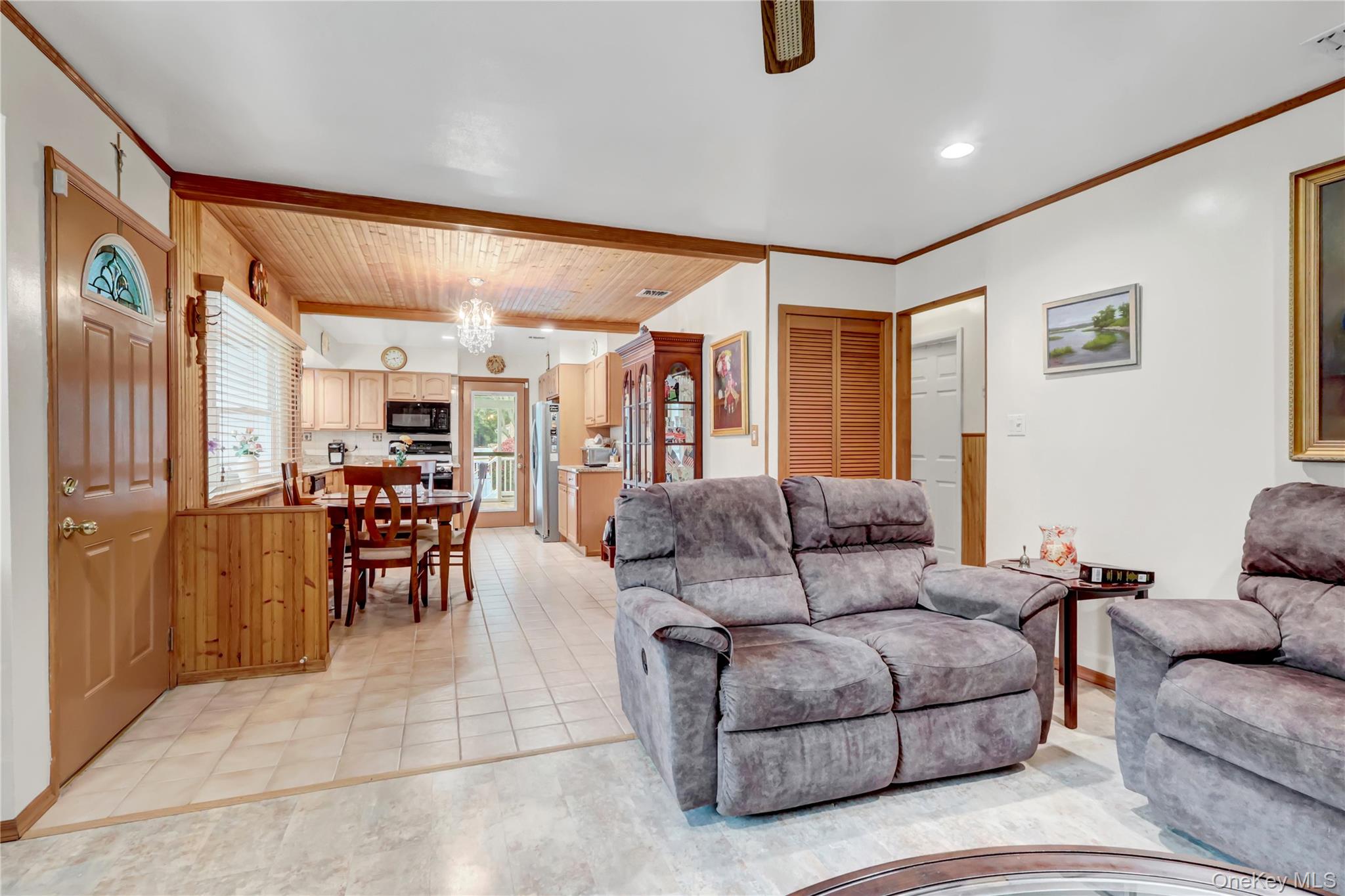 #20 photo, 42 S Mallard Avenue, サフォーク郡 Selden , NY 11784