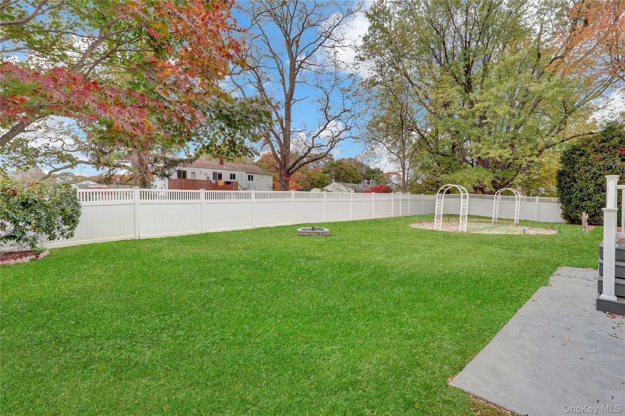 #6 photo, 42 S Mallard Avenue, サフォーク郡 Selden , NY 11784