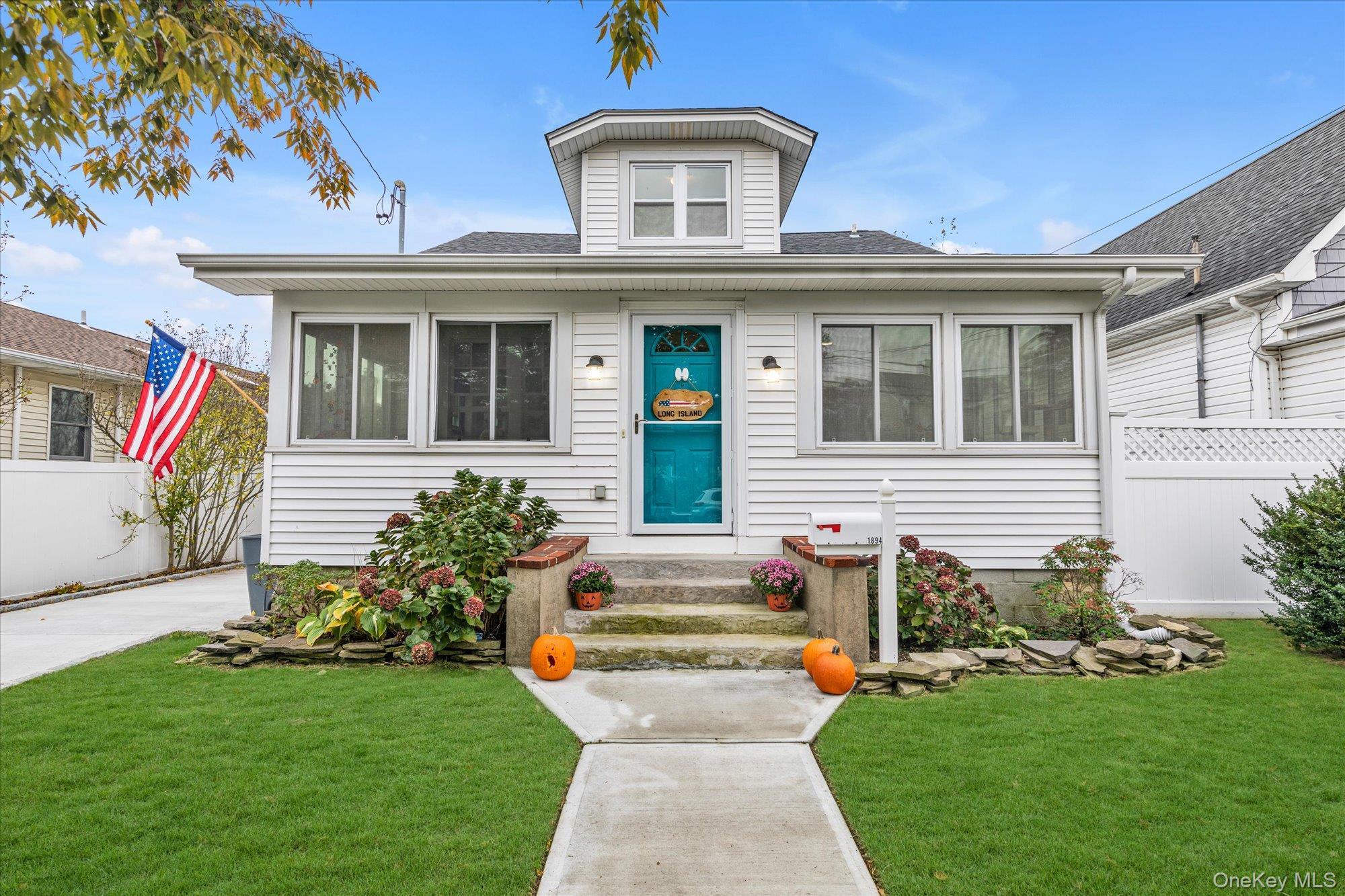 #1 photo, 1894 Commonwealth Avenue, ナッソー郡 Merrick , NY 11566