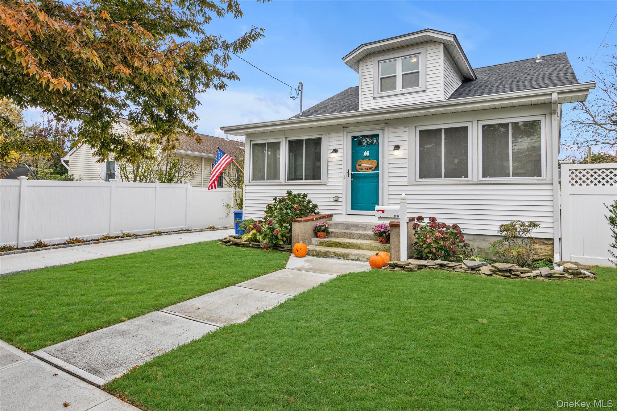 #3 photo, 1894 Commonwealth Avenue, ナッソー郡 Merrick , NY 11566