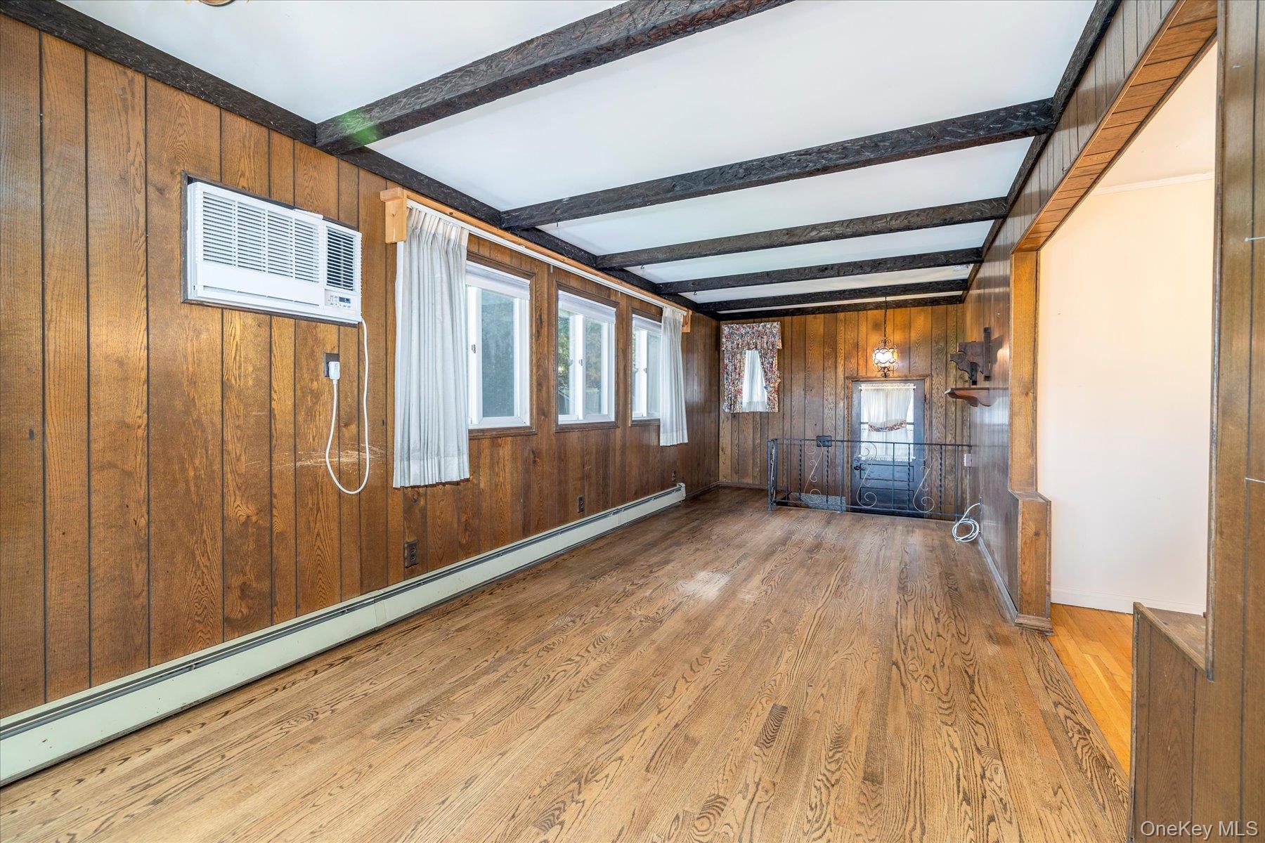 #13 photo, 8 Keats Place, Greenlawn , NY 11740