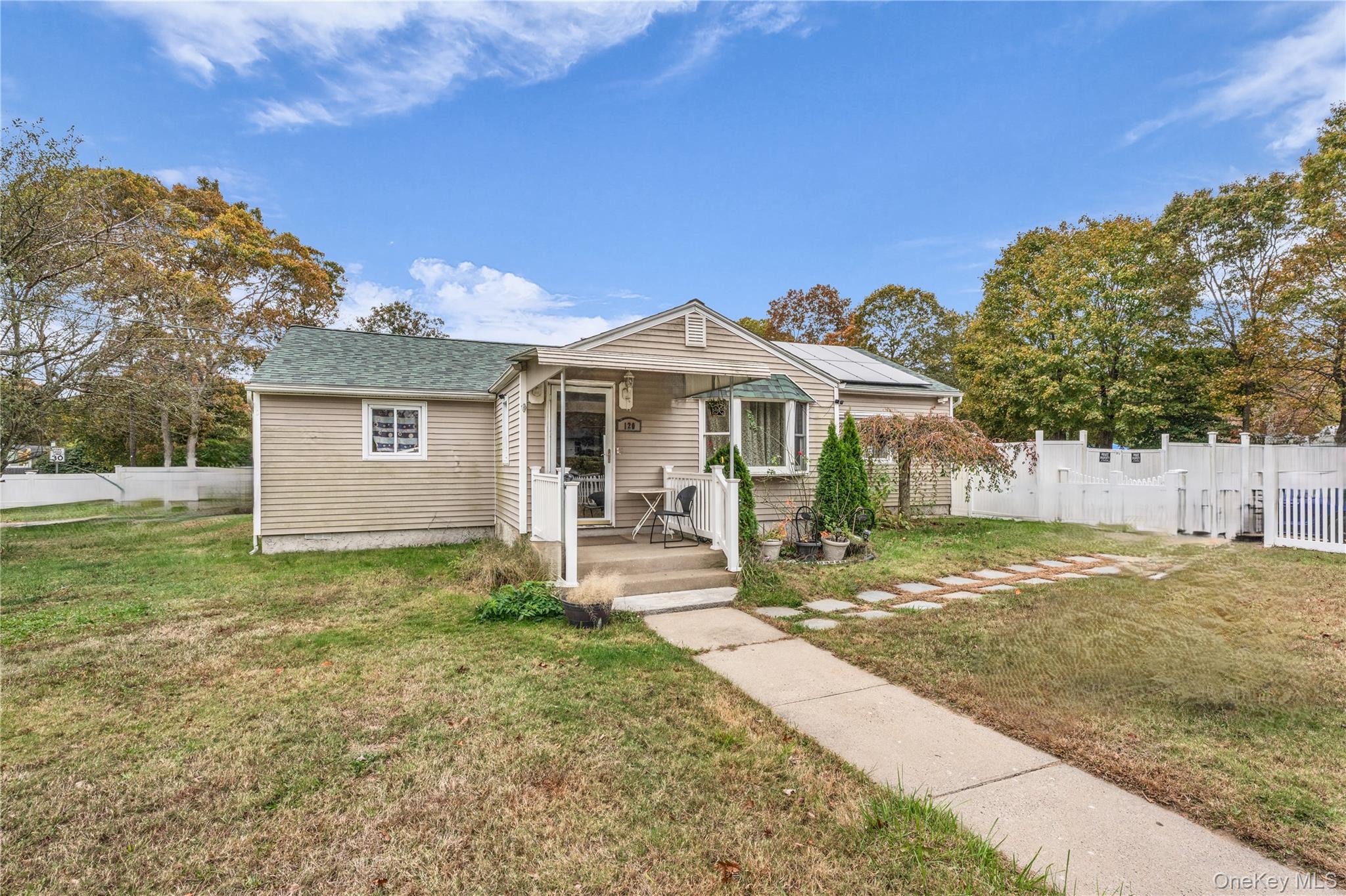 #3 photo, 120 Somerset Avenue, サフォーク郡 Mastic , NY 11950