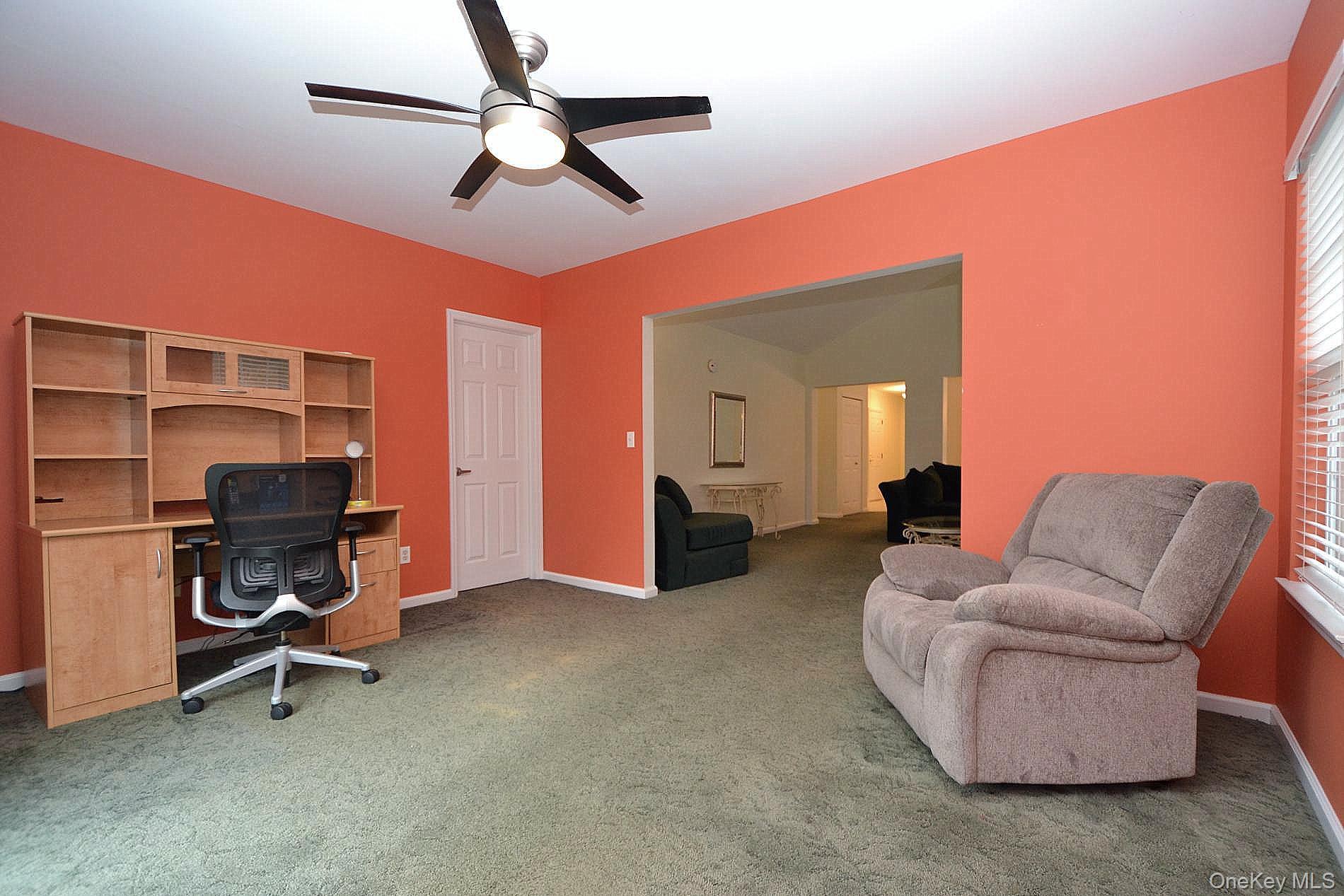 #14 photo, 1 Philip Lane, サフォーク郡 Middle Island , NY 11953