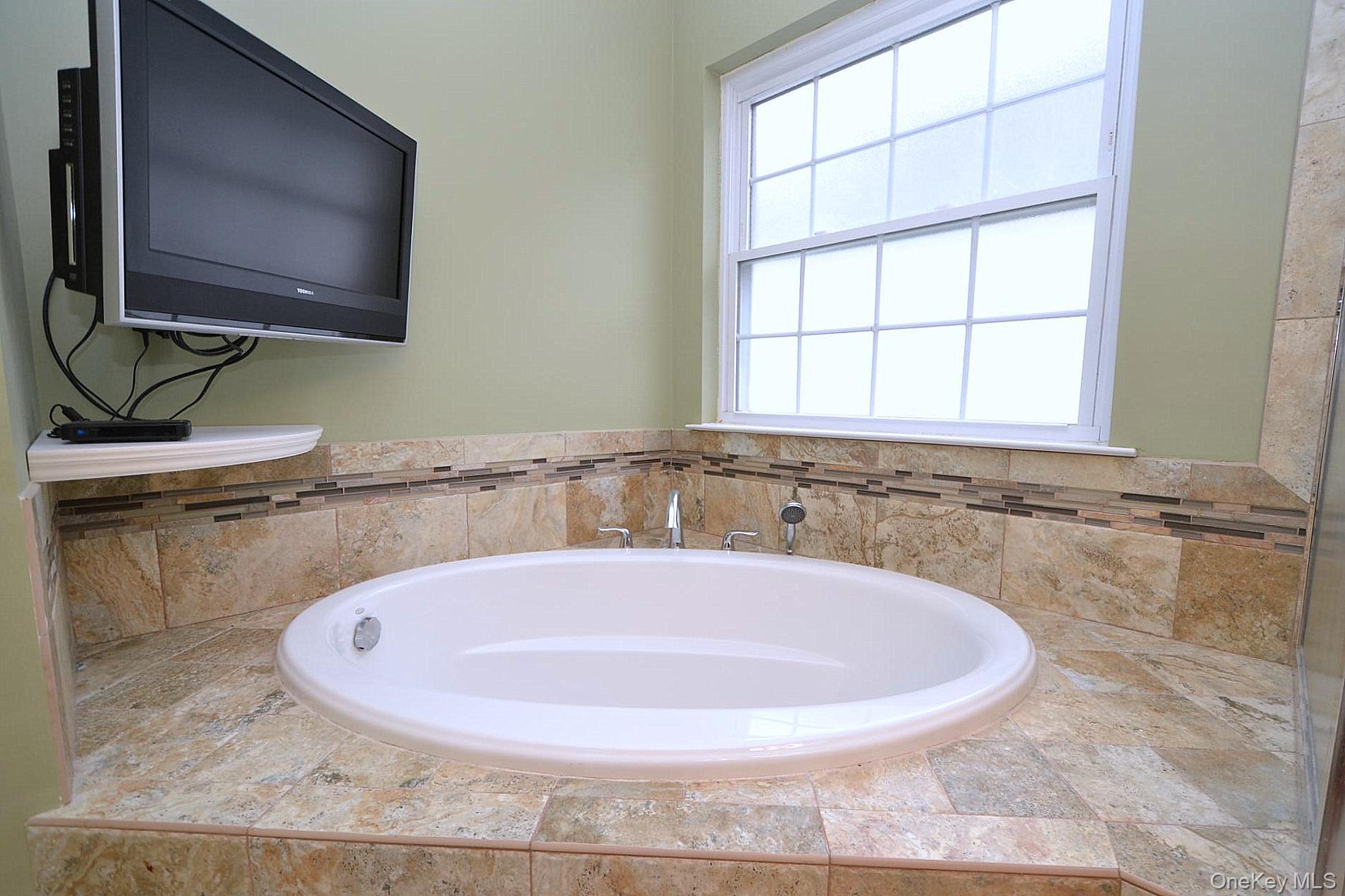 #20 photo, 1 Philip Lane, サフォーク郡 Middle Island , NY 11953