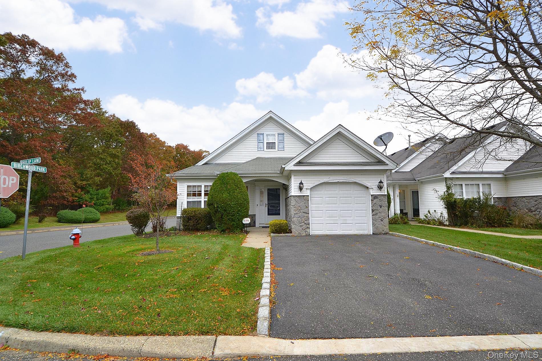#3 photo, 1 Philip Lane, サフォーク郡 Middle Island , NY 11953