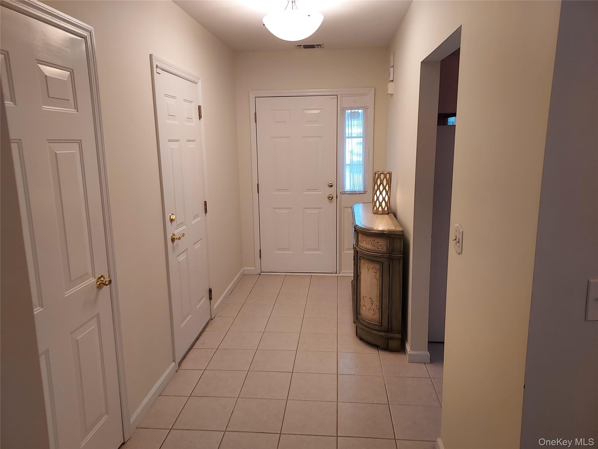 #4 photo, 1 Philip Lane, サフォーク郡 Middle Island , NY 11953