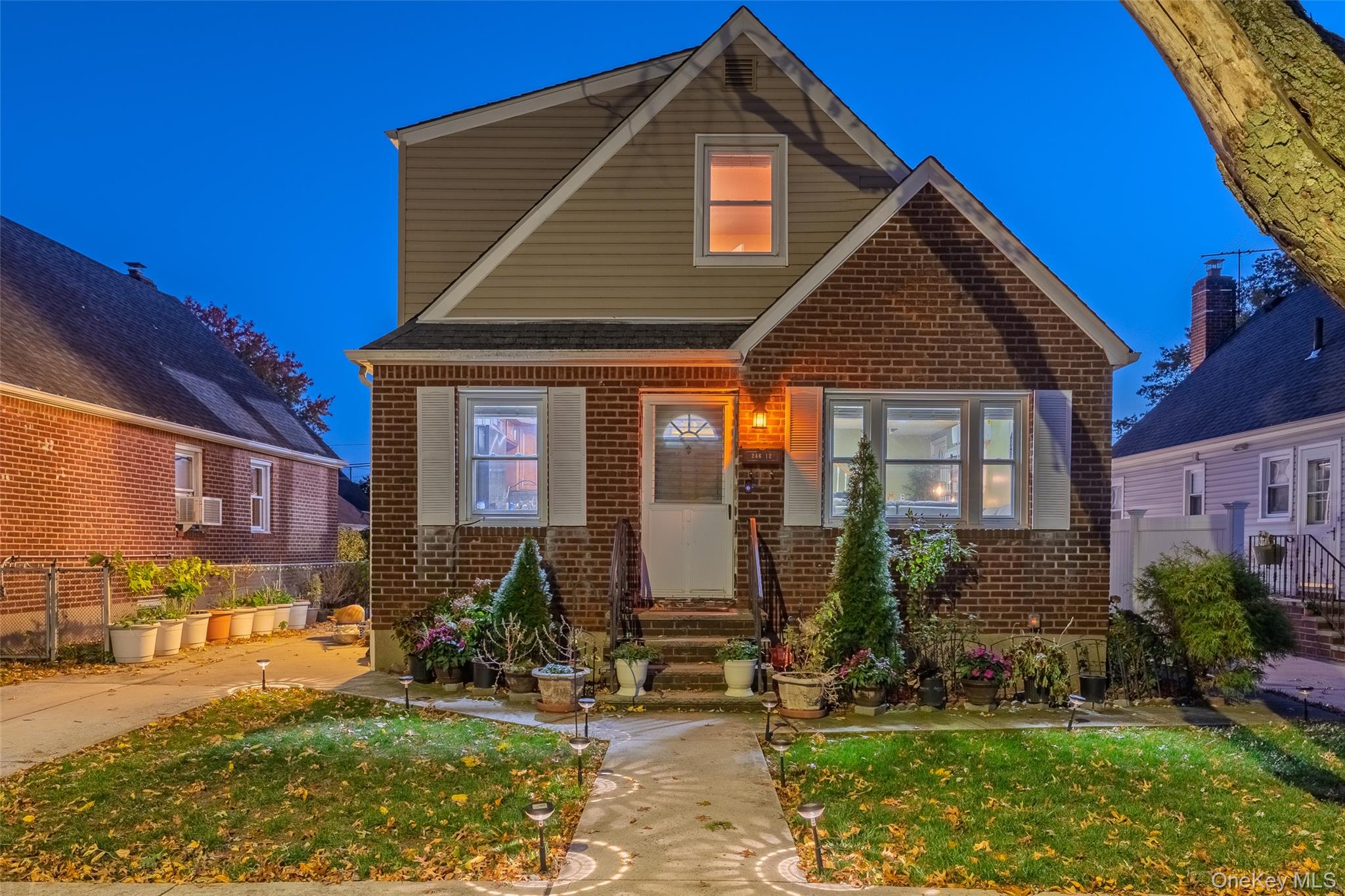 #2 photo, 24612 86th Road, クイーンズ区 Bellerose , NY 11426