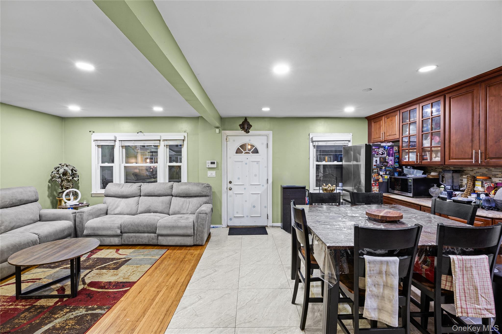 #6 photo, 24612 86th Road, クイーンズ区 Bellerose , NY 11426