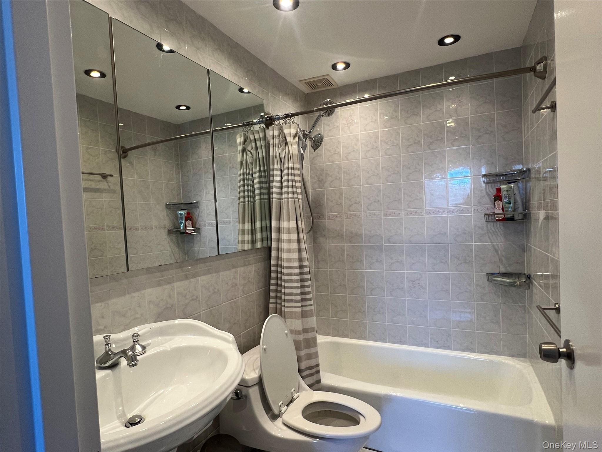 #14 photo, 62-54 97 Place, クイーンズ区 Rego Park , NY 11374