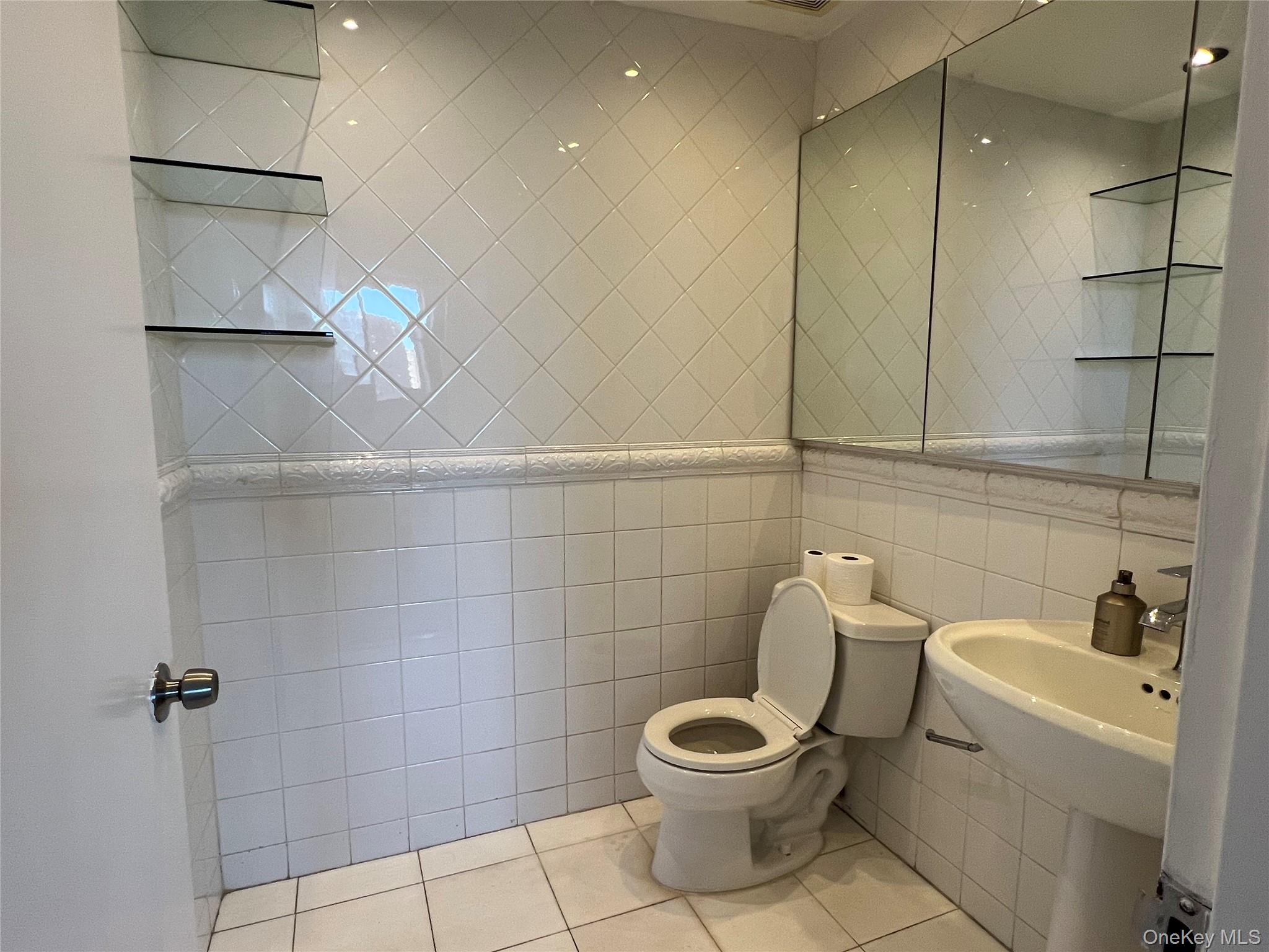 #16 photo, 62-54 97 Place, クイーンズ区 Rego Park , NY 11374