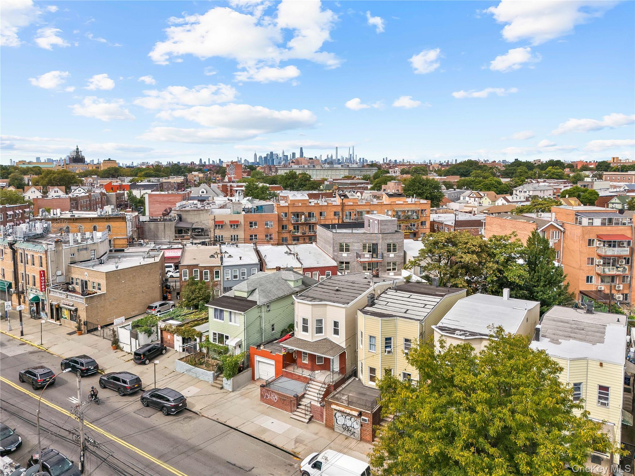 #3 photo, 9629 Corona Avenue, クイーンズ区 Corona , NY 11368