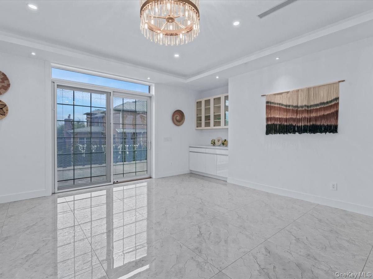 #18 photo, 233-12 Bay Street, クイーンズ区 Douglaston , NY 11363