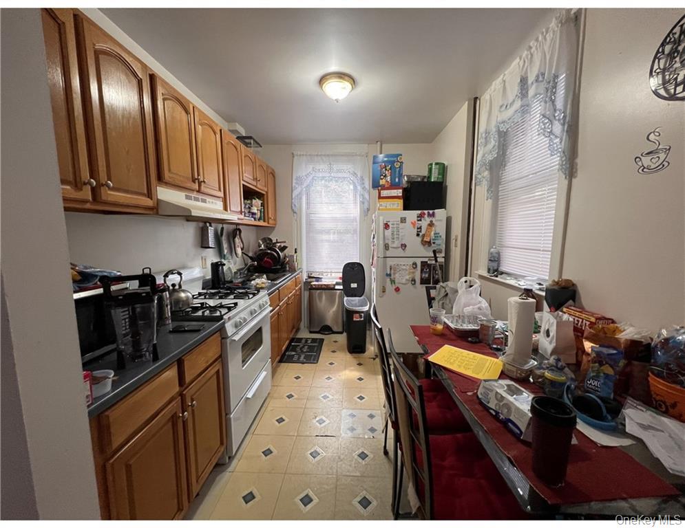 #8 photo, 862 Woodward Avenue, クイーンズ区 Ridgewood , NY 11385