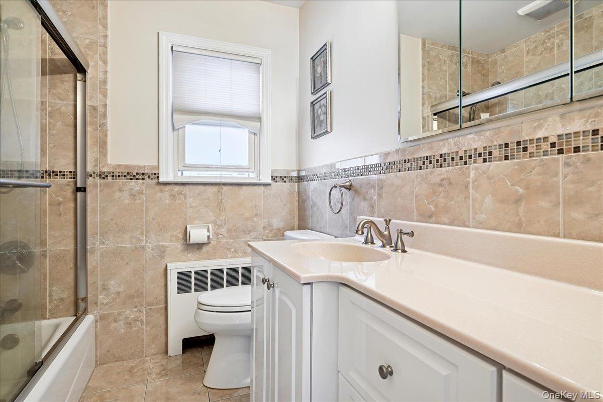 #17 photo, 4 E. Carpenter Street, ナッソー郡 Valley Stream , NY 11580