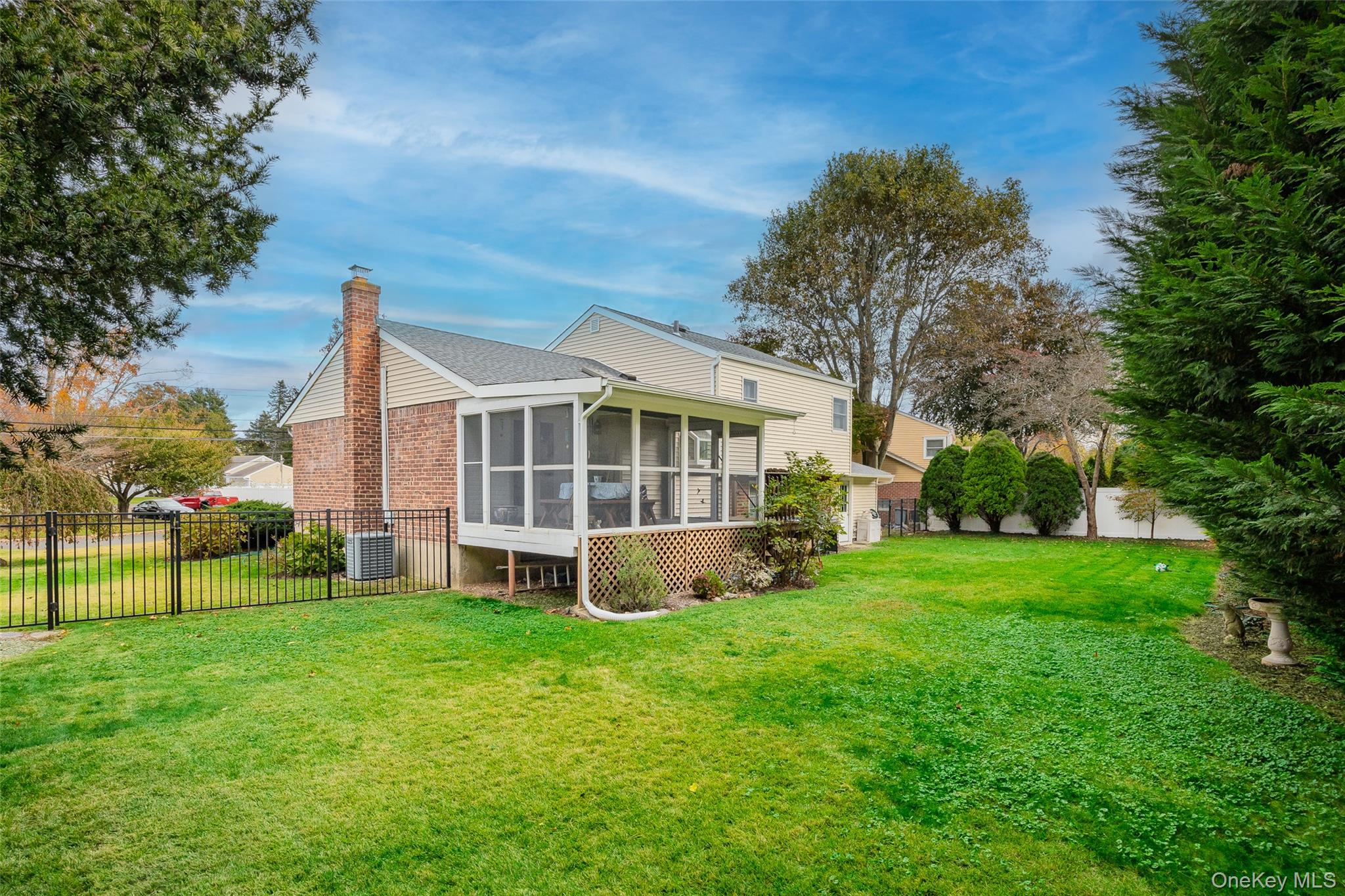 #19 photo, 6 Kipling Drive, Greenlawn , NY 11740