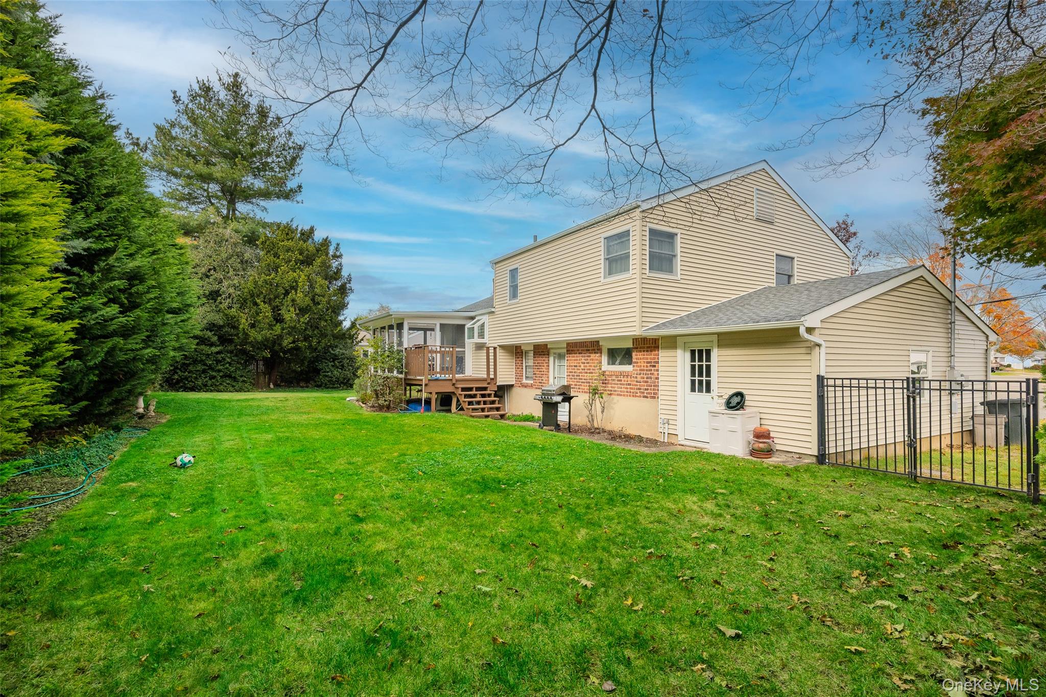 #20 photo, 6 Kipling Drive, Greenlawn , NY 11740