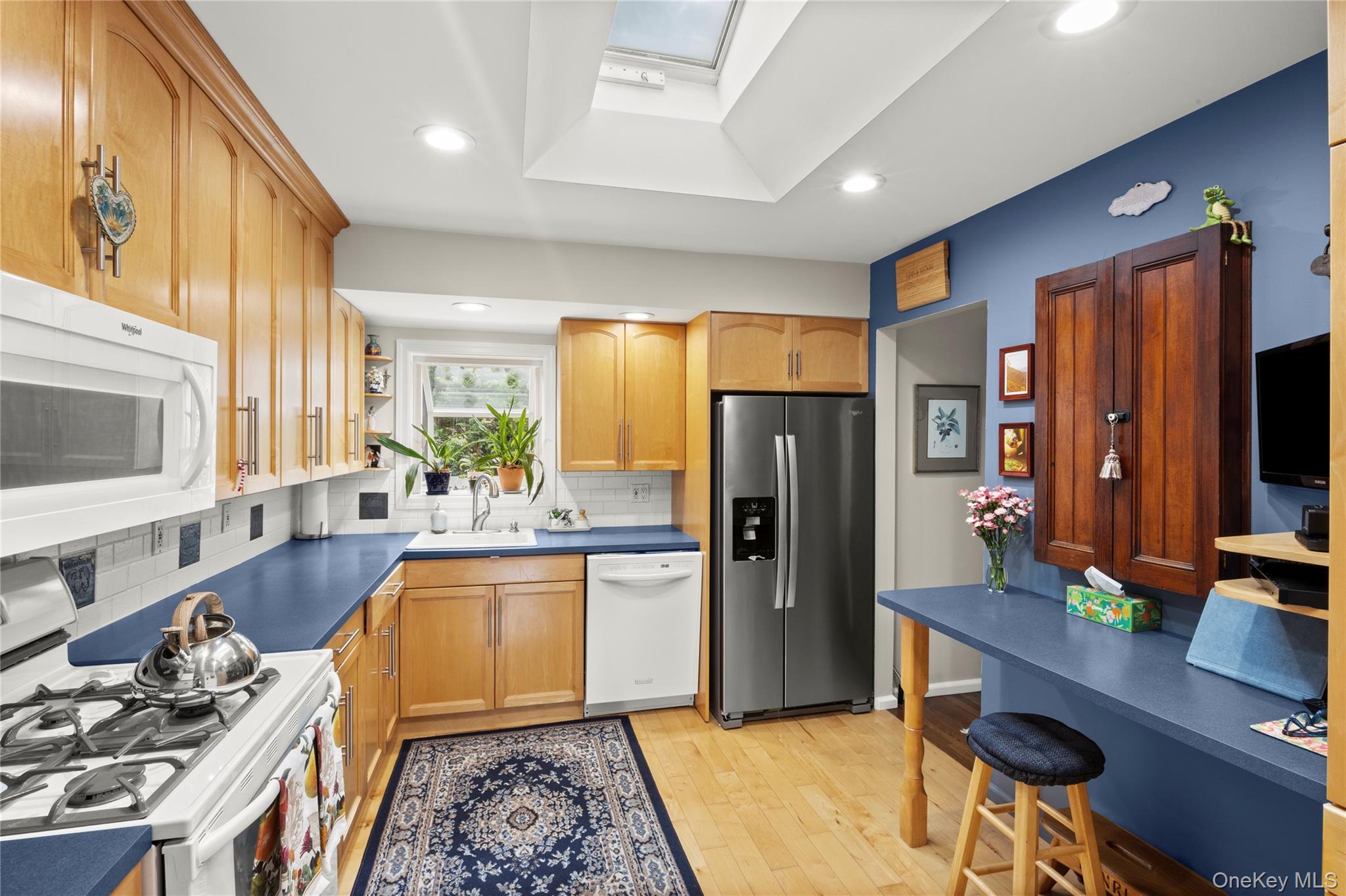 #7 photo, 6 Kipling Drive, Greenlawn , NY 11740