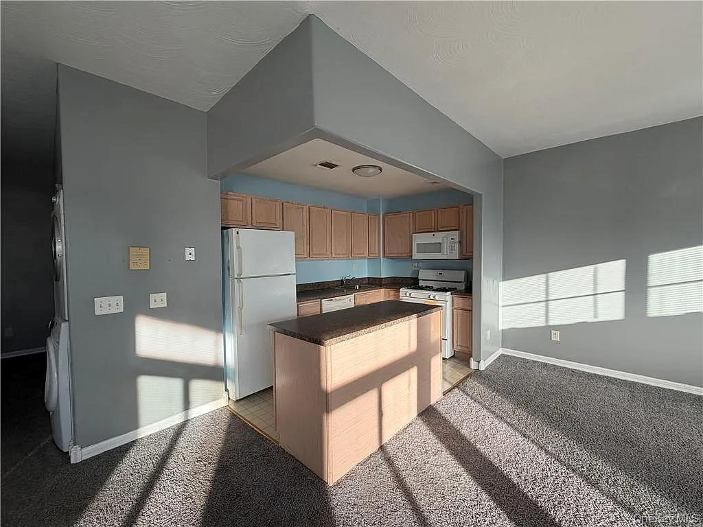 #8 photo, 244 Beach 77 Street, Long Beach , NY 11692