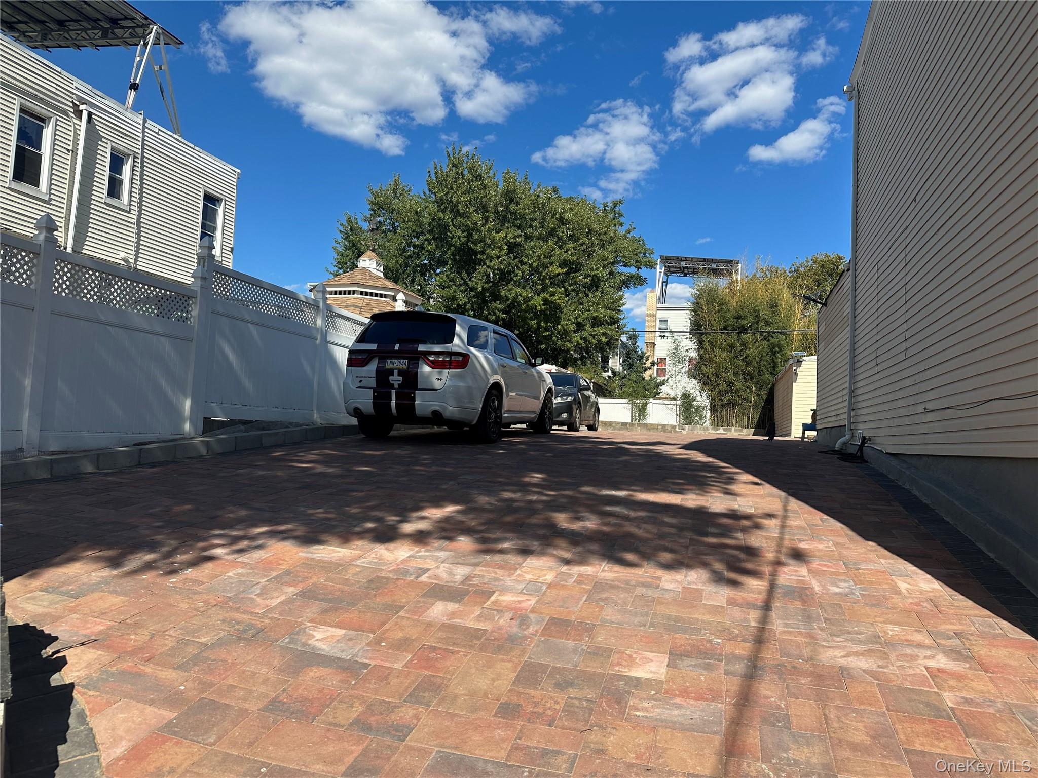 #3 photo, 203 Essex Street, ブルックリン区 Brooklyn , NY 11208