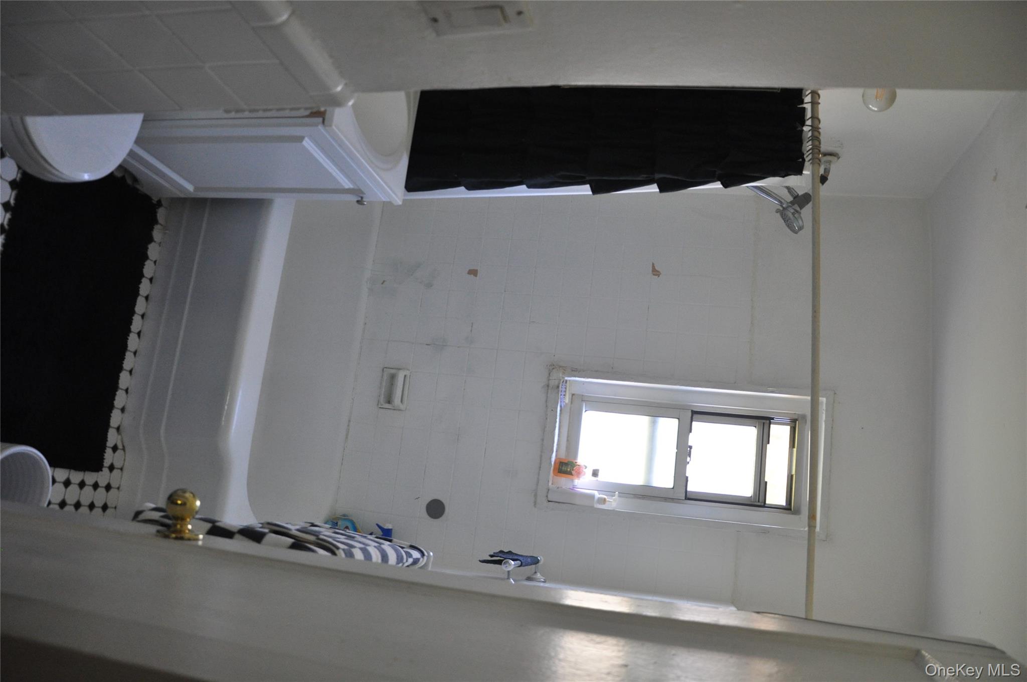 #3 photo, 133-22 Laurelton Parkway, クイーンズ区 Rosedale , NY 11422