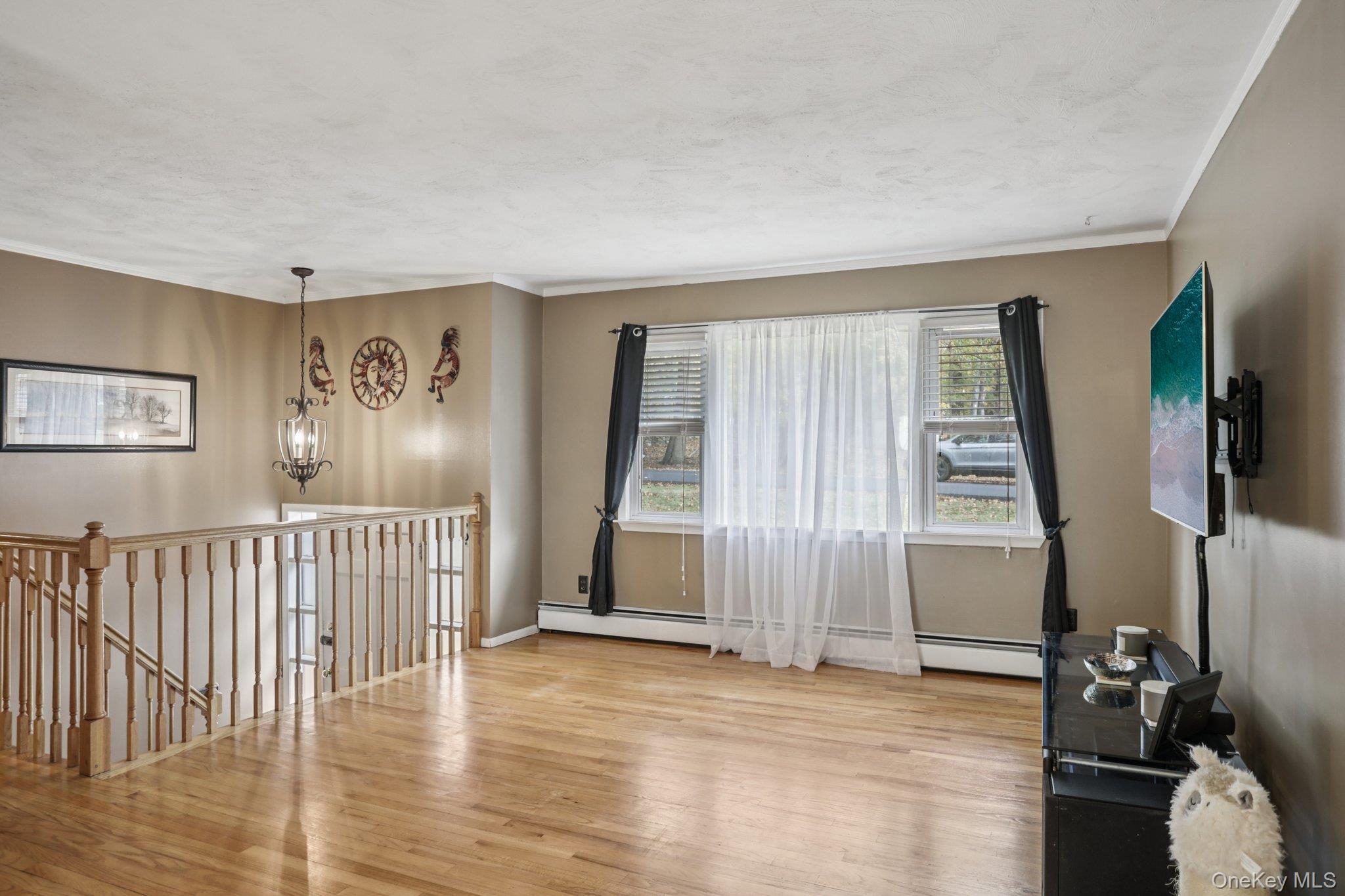 #4 photo, 48 Laura Drive, Airmont , NY 10952