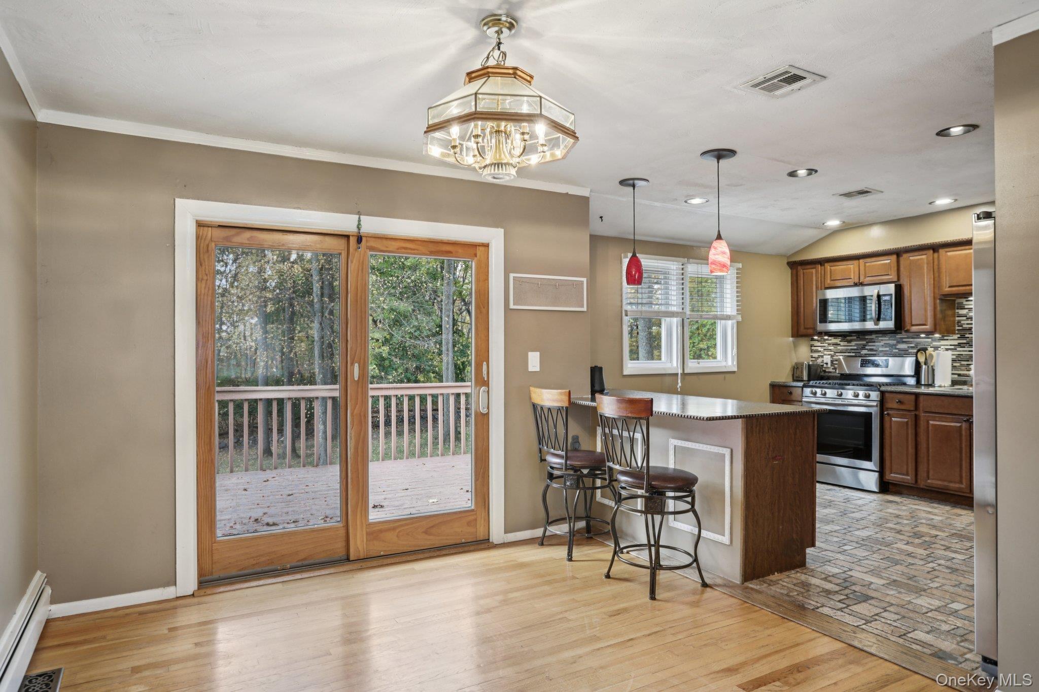 #9 photo, 48 Laura Drive, Airmont , NY 10952