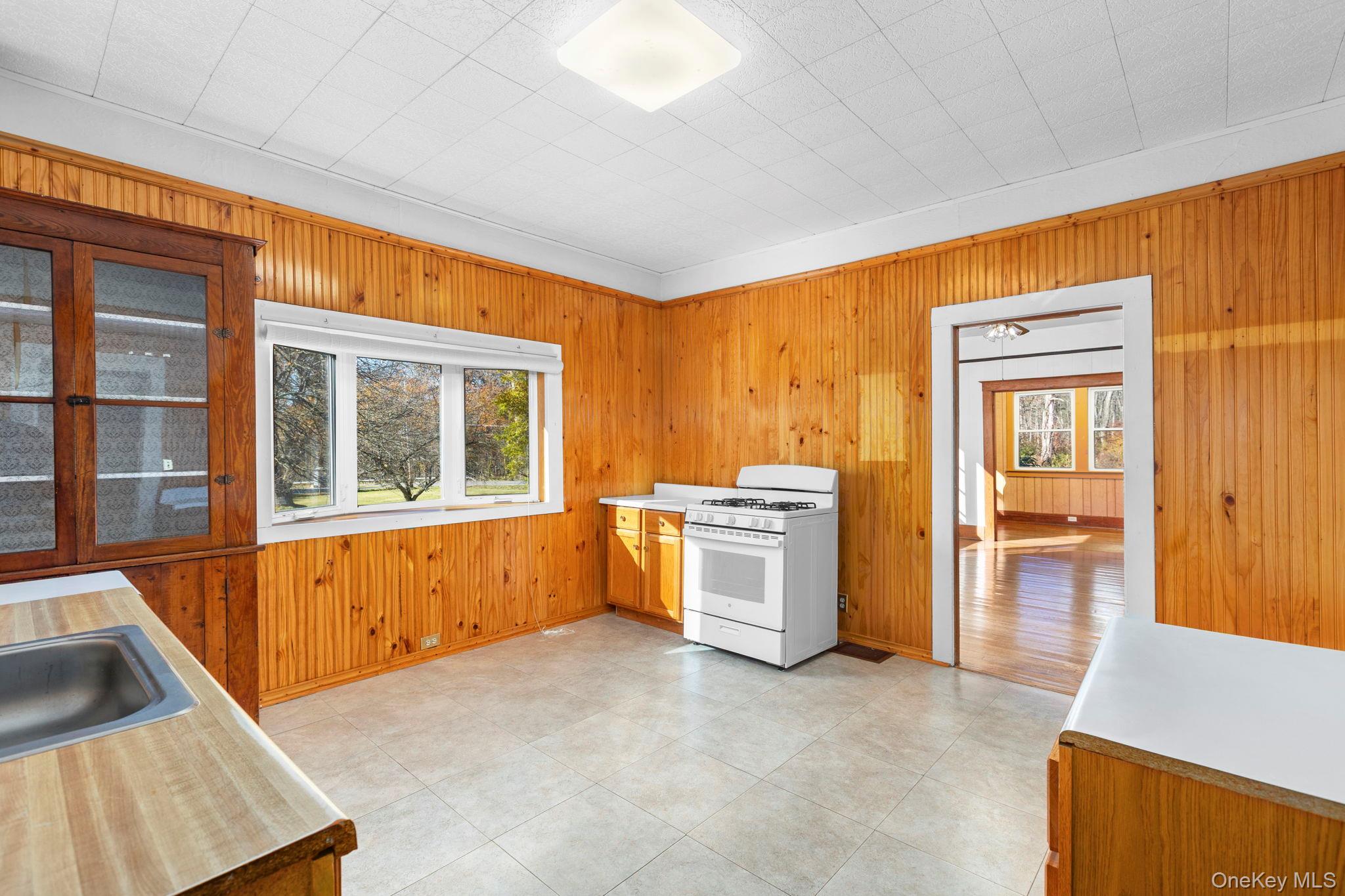 #8 photo, 228 Dog Tail Corners Road, Dover Plains , NY 12594