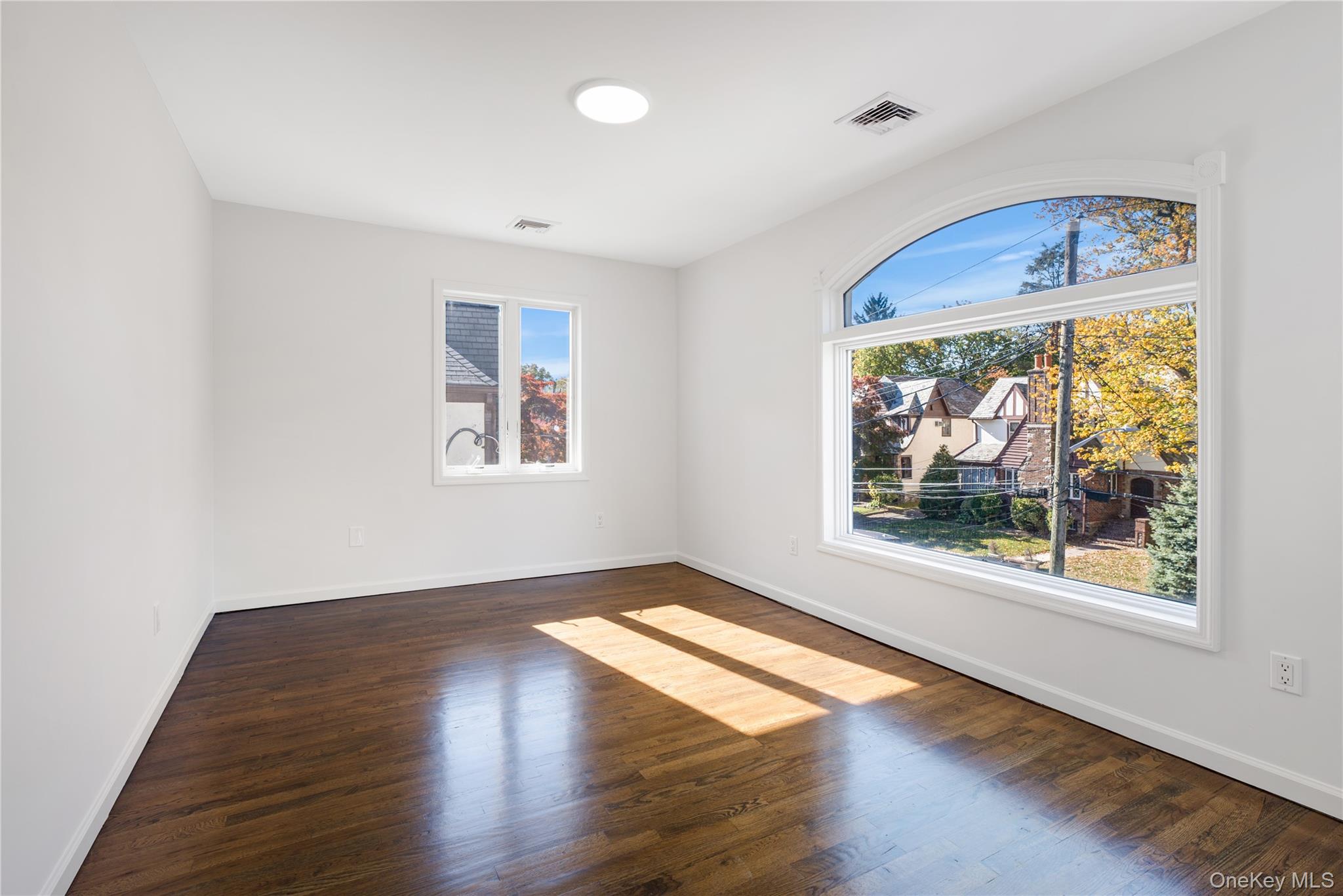 #17 photo, 35 Columbia Place, Mount Vernon , NY 10552