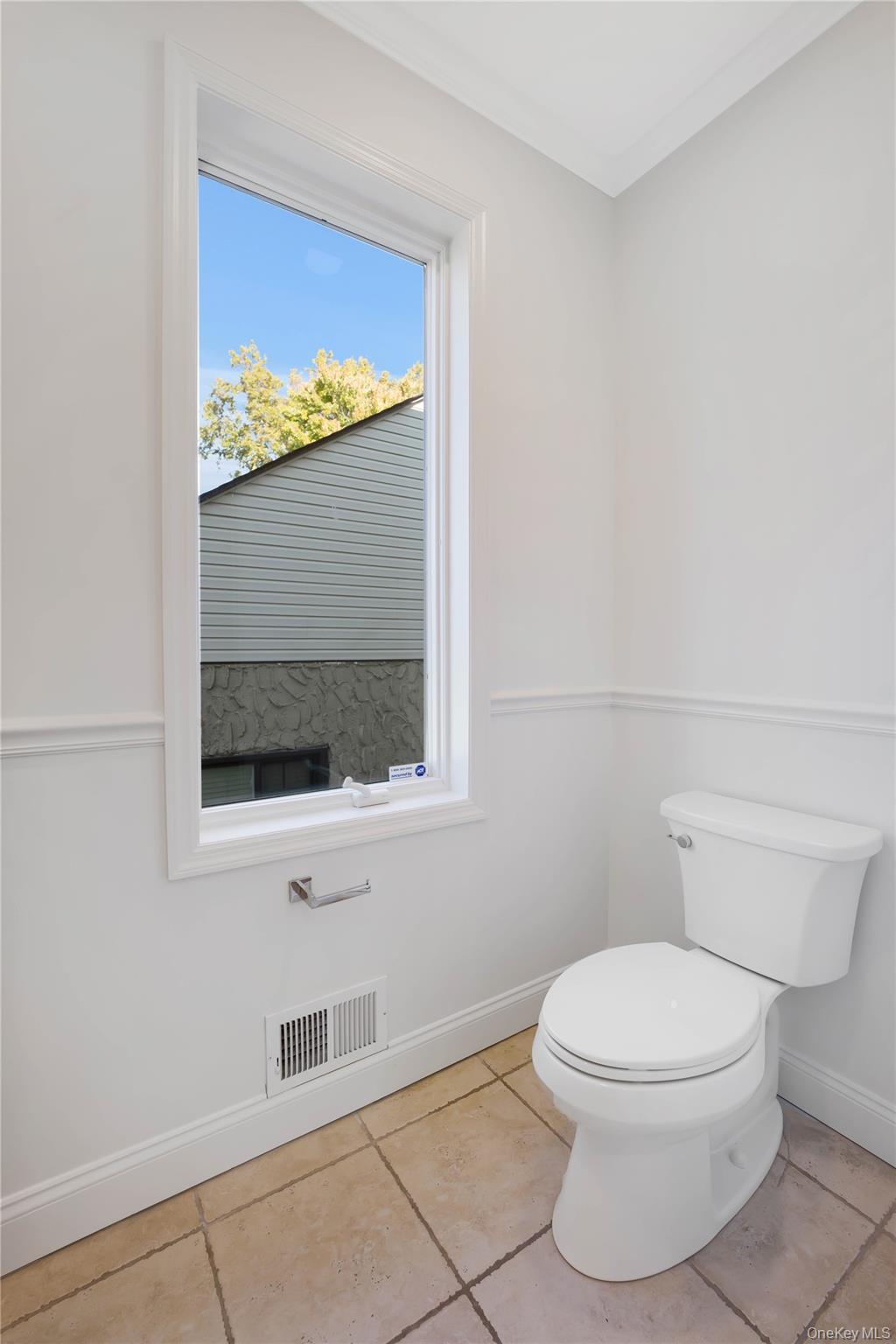 #6 photo, 35 Columbia Place, Mount Vernon , NY 10552