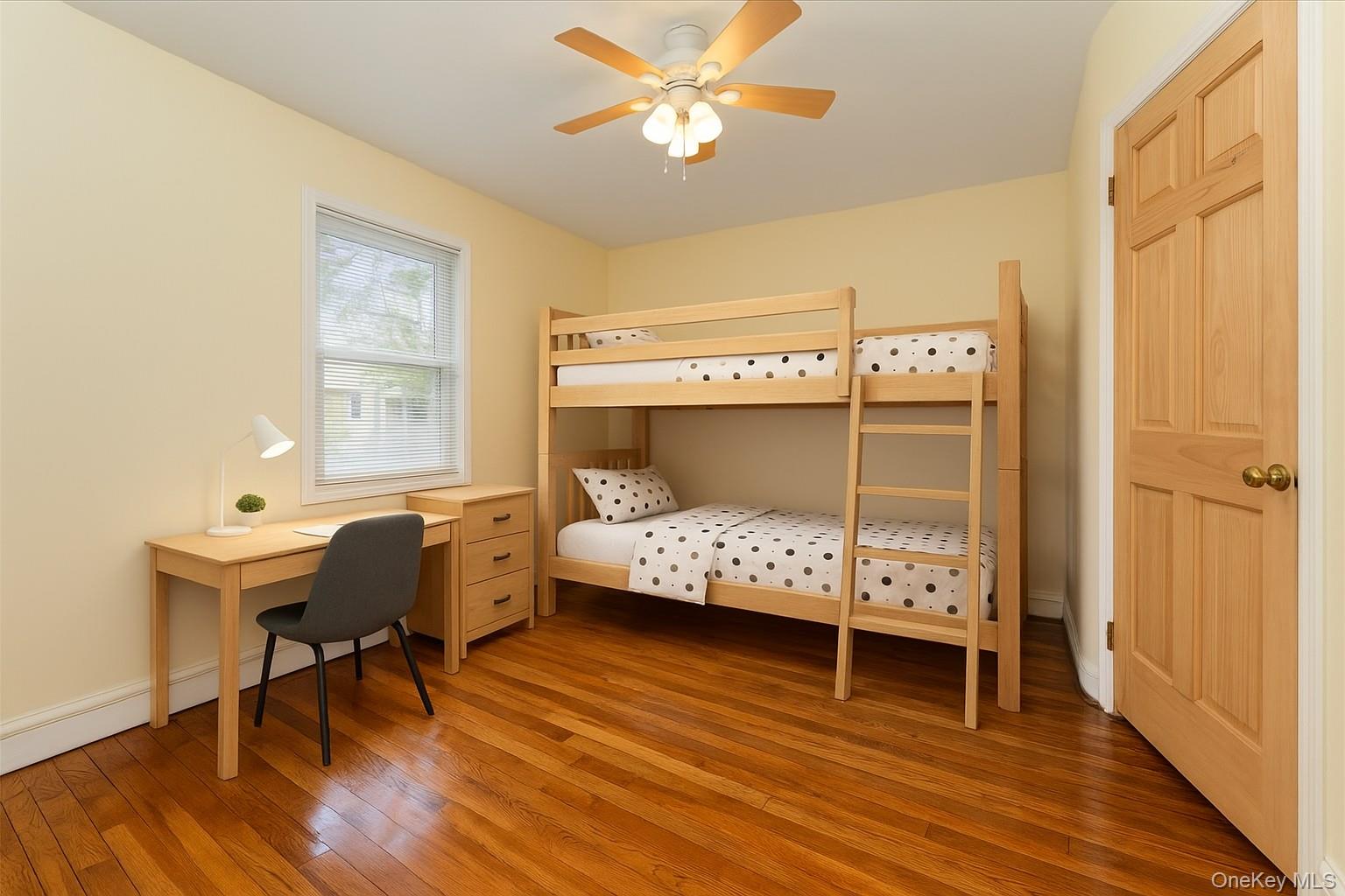 #15 photo, 3183 Waterbury Avenue, ブロンクス区 Bronx , NY 10465