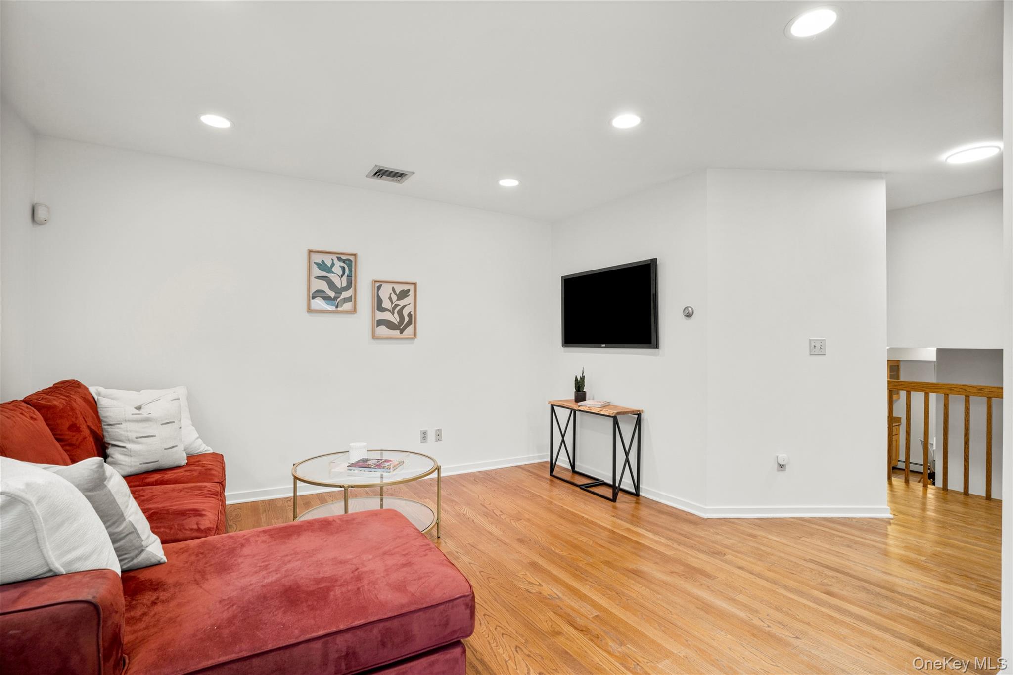 #12 photo, 3 Top Of The Ridge, Mamaroneck , NY 10543