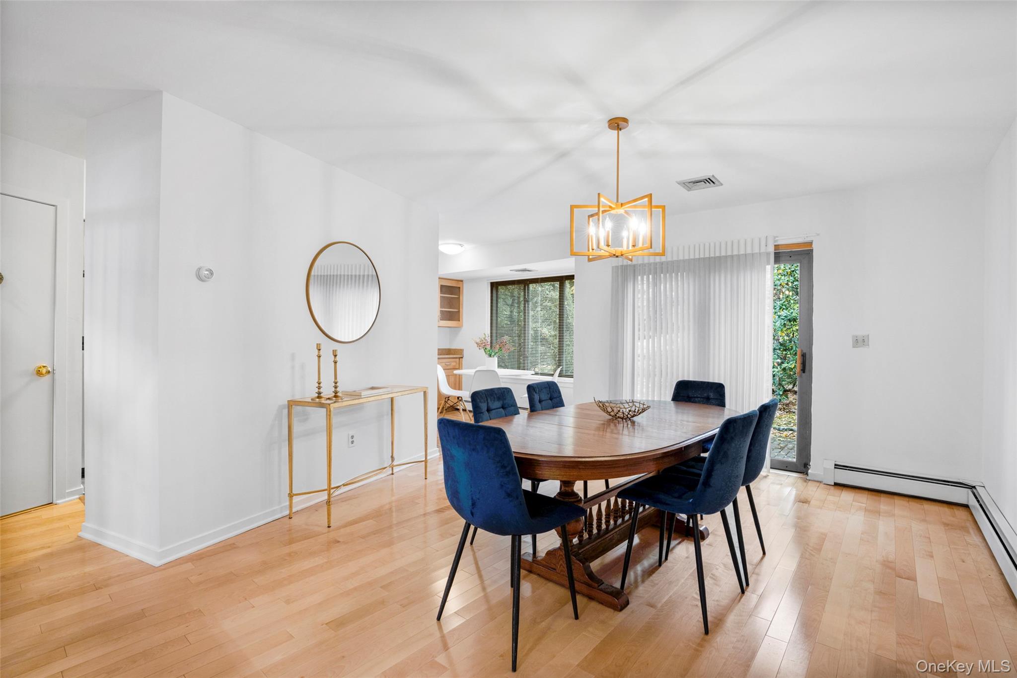 #4 photo, 3 Top Of The Ridge, Mamaroneck , NY 10543