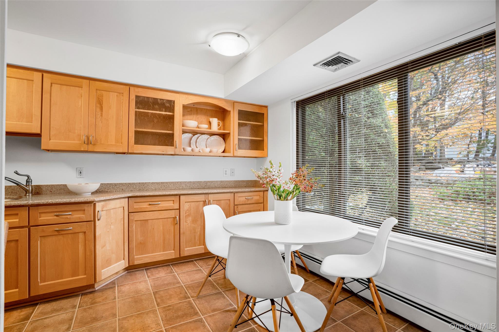 #8 photo, 3 Top Of The Ridge, Mamaroneck , NY 10543