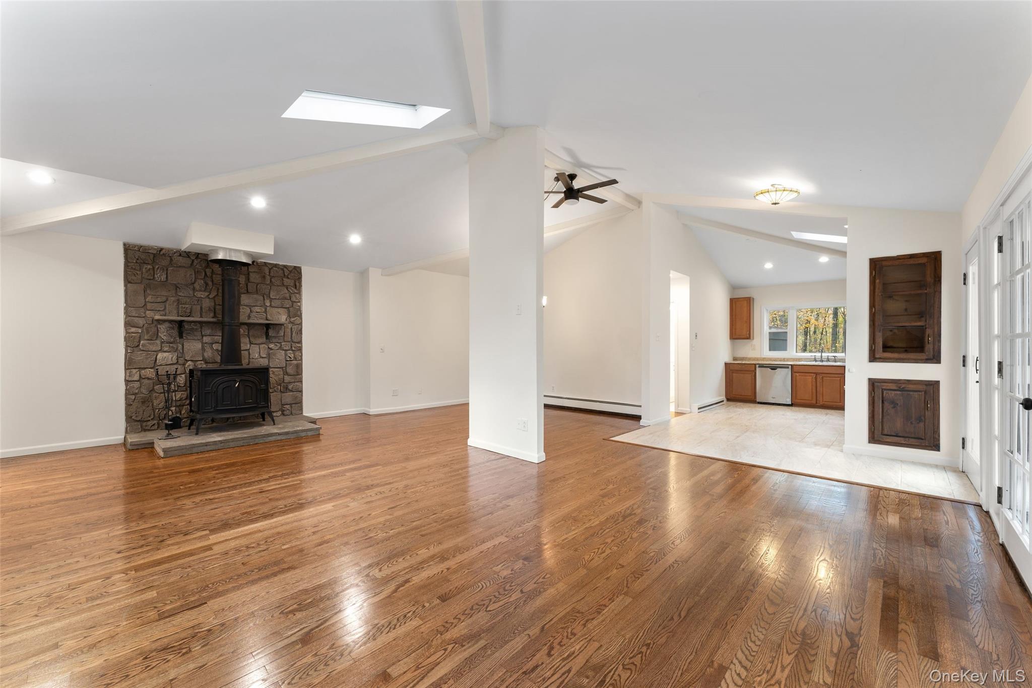 #4 photo, 54-58 De Liso Lane, Mahopac , NY 10541