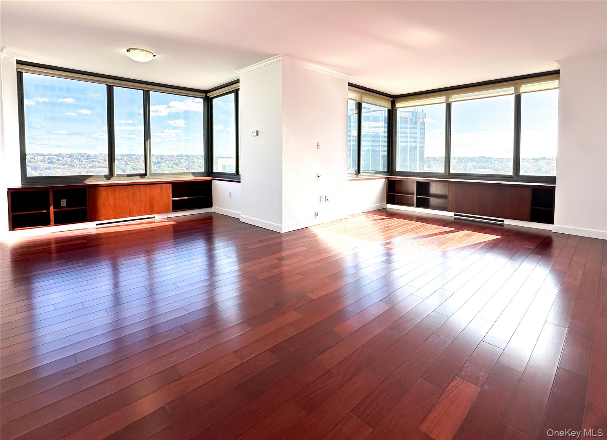 #3 photo, 10 City Place, White Plains , NY 10601