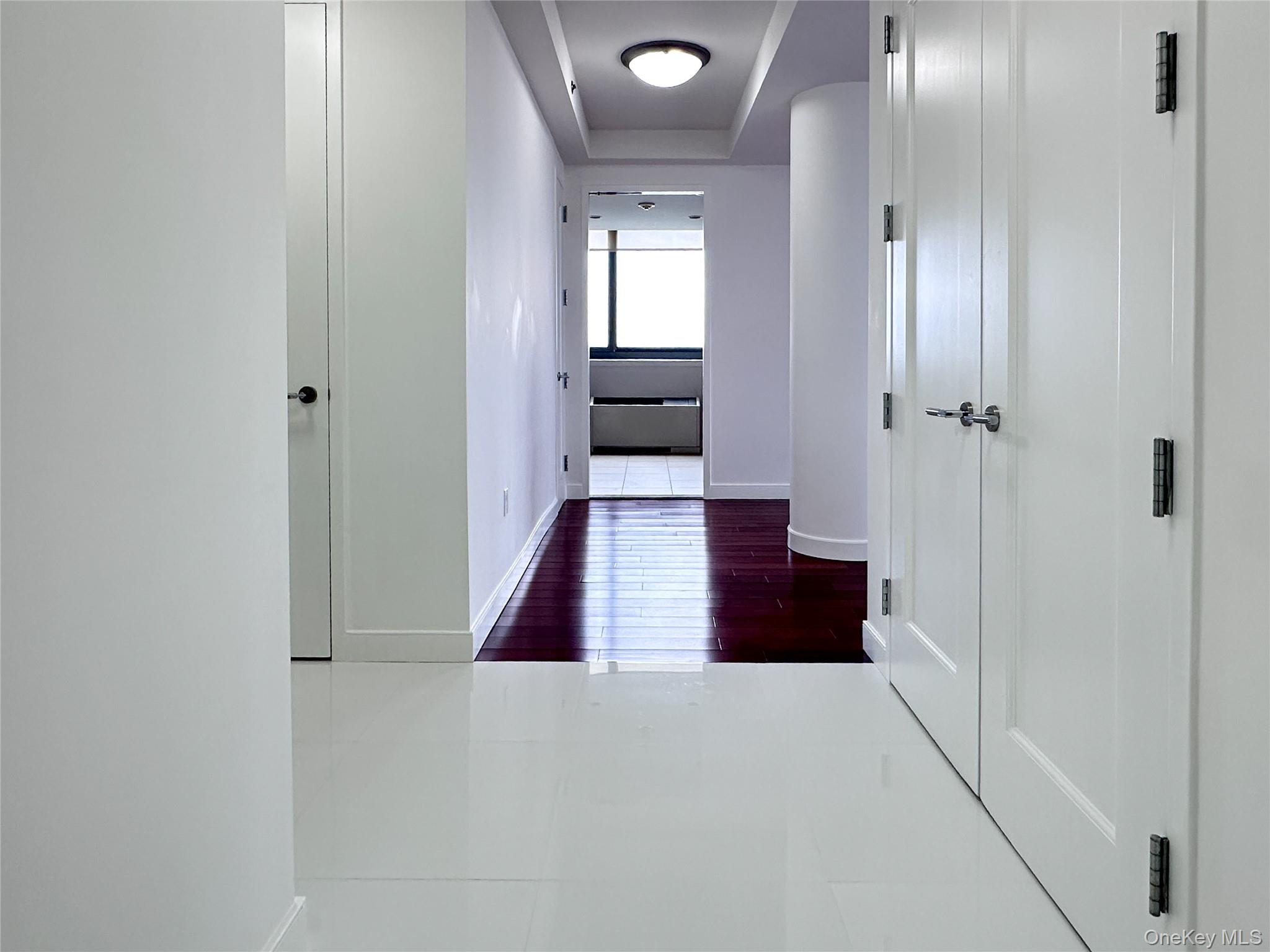 #5 photo, 10 City Place, White Plains , NY 10601