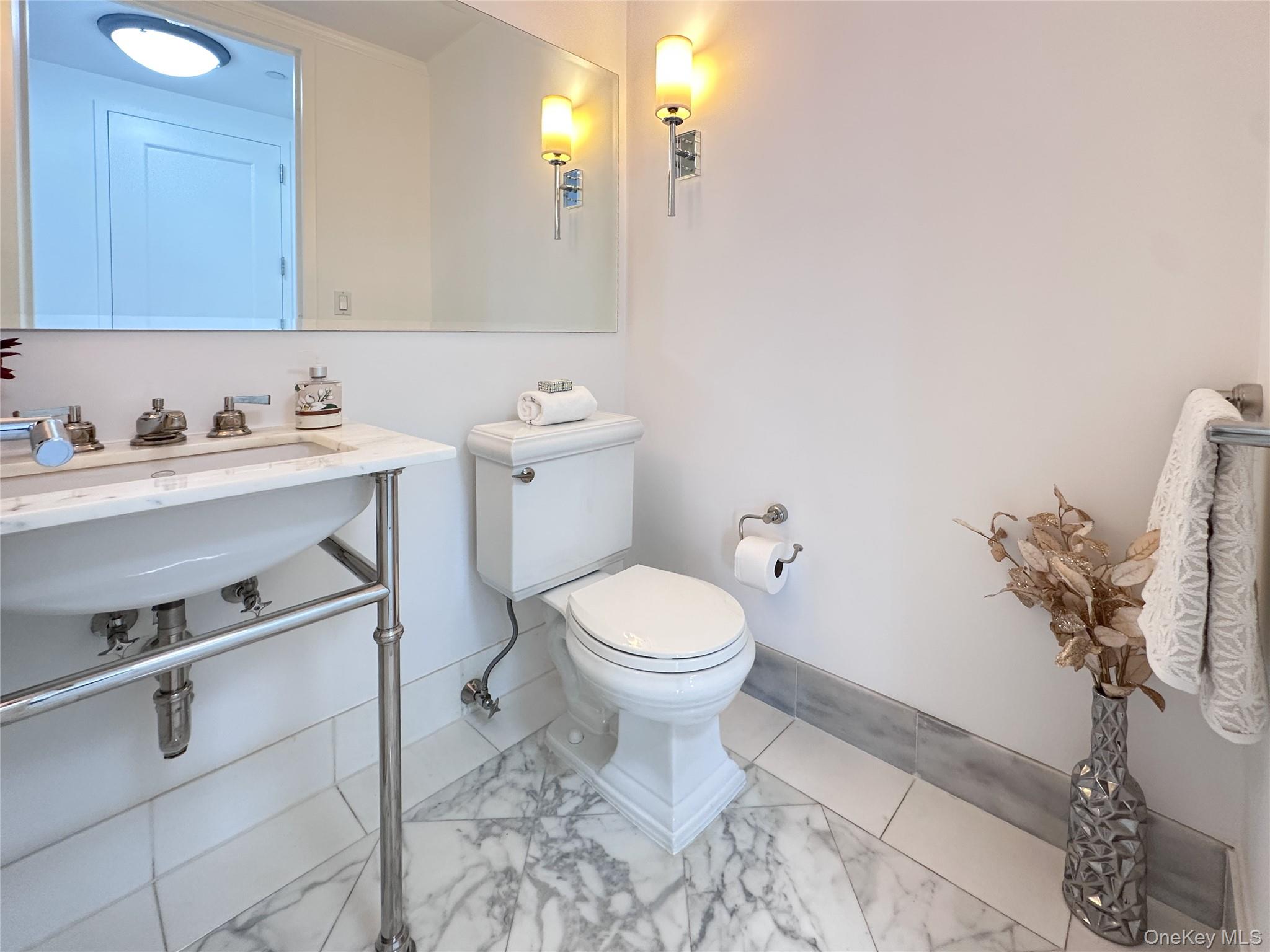 #12 photo, 10 City Place, White Plains , NY 10601