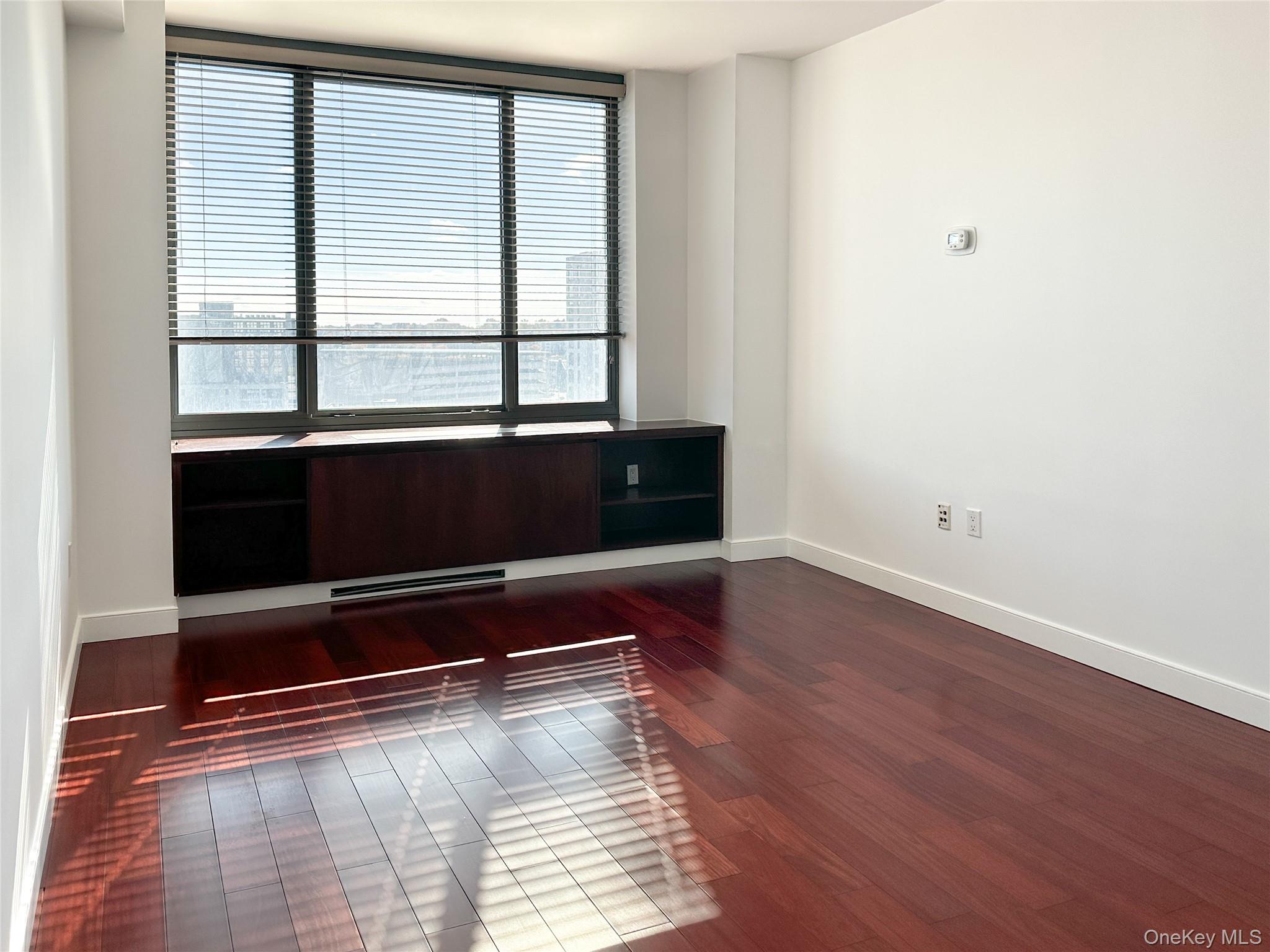 #13 photo, 10 City Place, White Plains , NY 10601