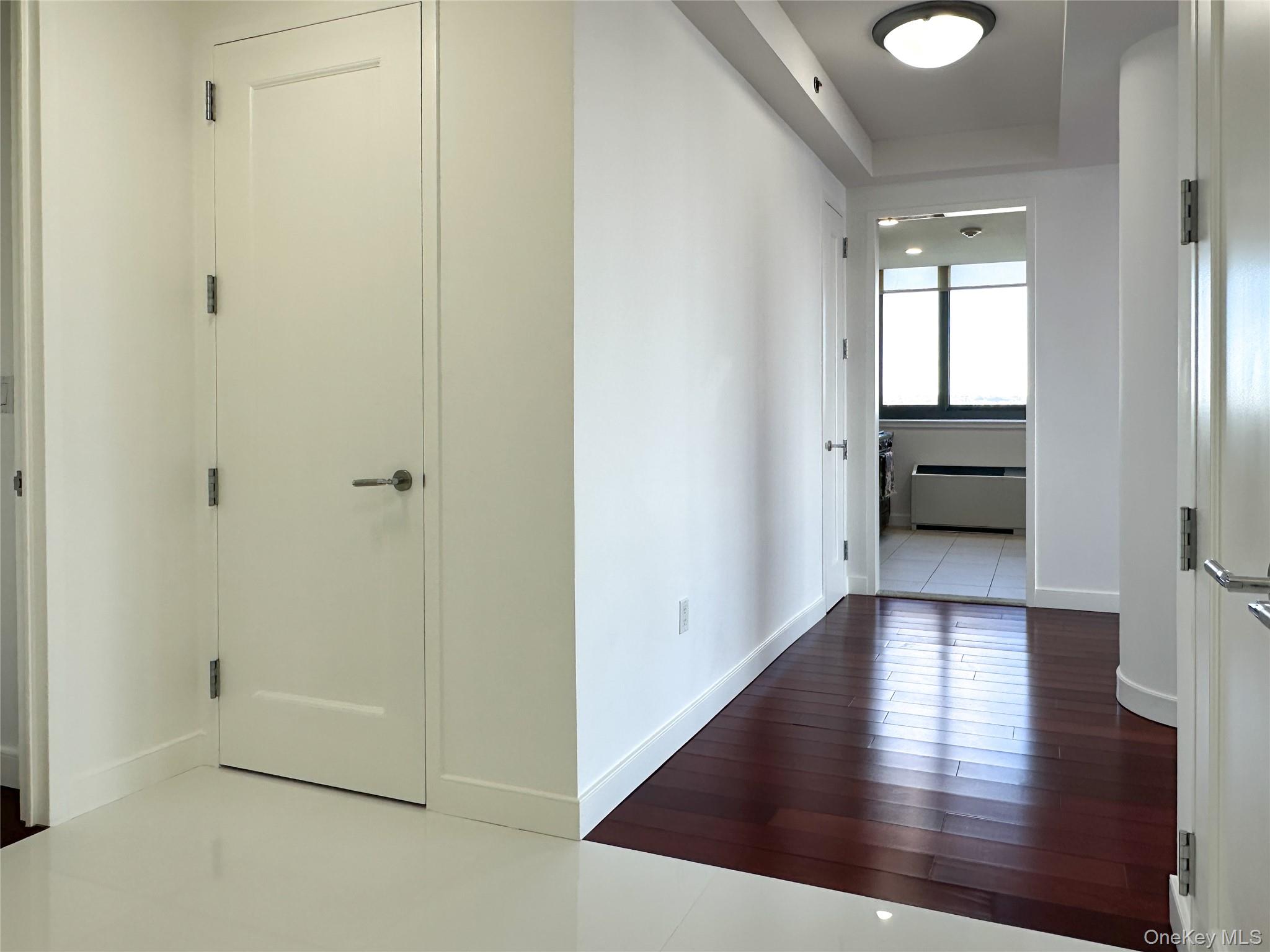 #2 photo, 10 City Place, White Plains , NY 10601