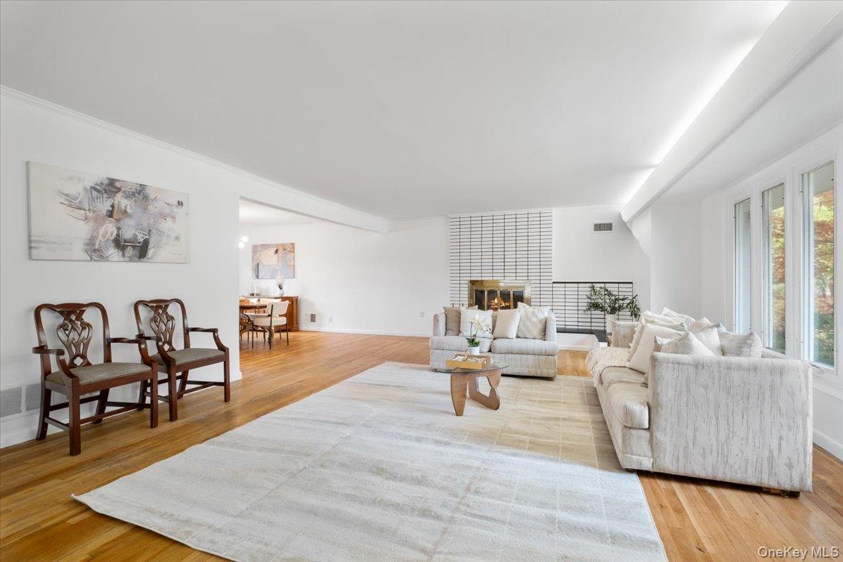 #4 photo, 56 Winslow Road, White Plains , NY 10606