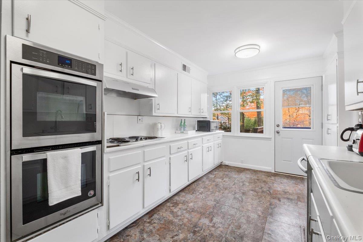 #9 photo, 56 Winslow Road, White Plains , NY 10606