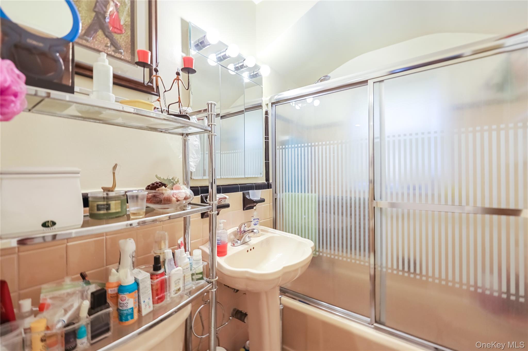 #9 photo, 115-70 230th Street, クイーンズ区 Cambria Heights , NY 11411