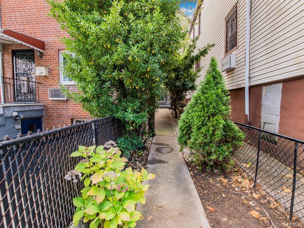 #2 photo, 1260 Adee Avenue, ブロンクス区 Bronx , NY 10469