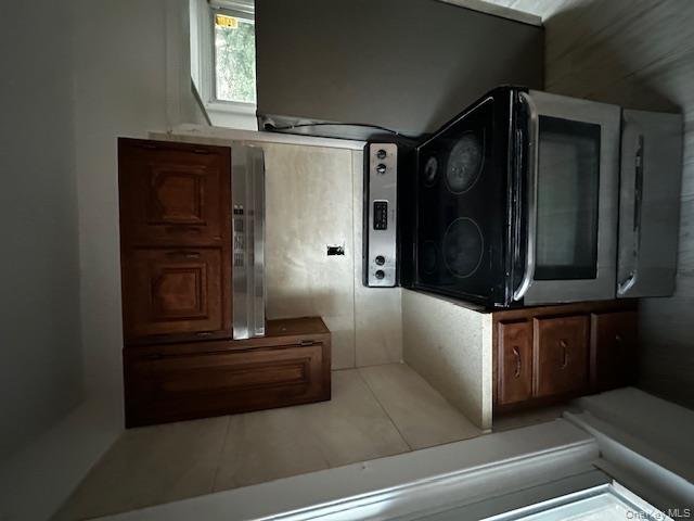 #7 photo, 22 Bain Avenue, Poughkeepsie , NY 12601