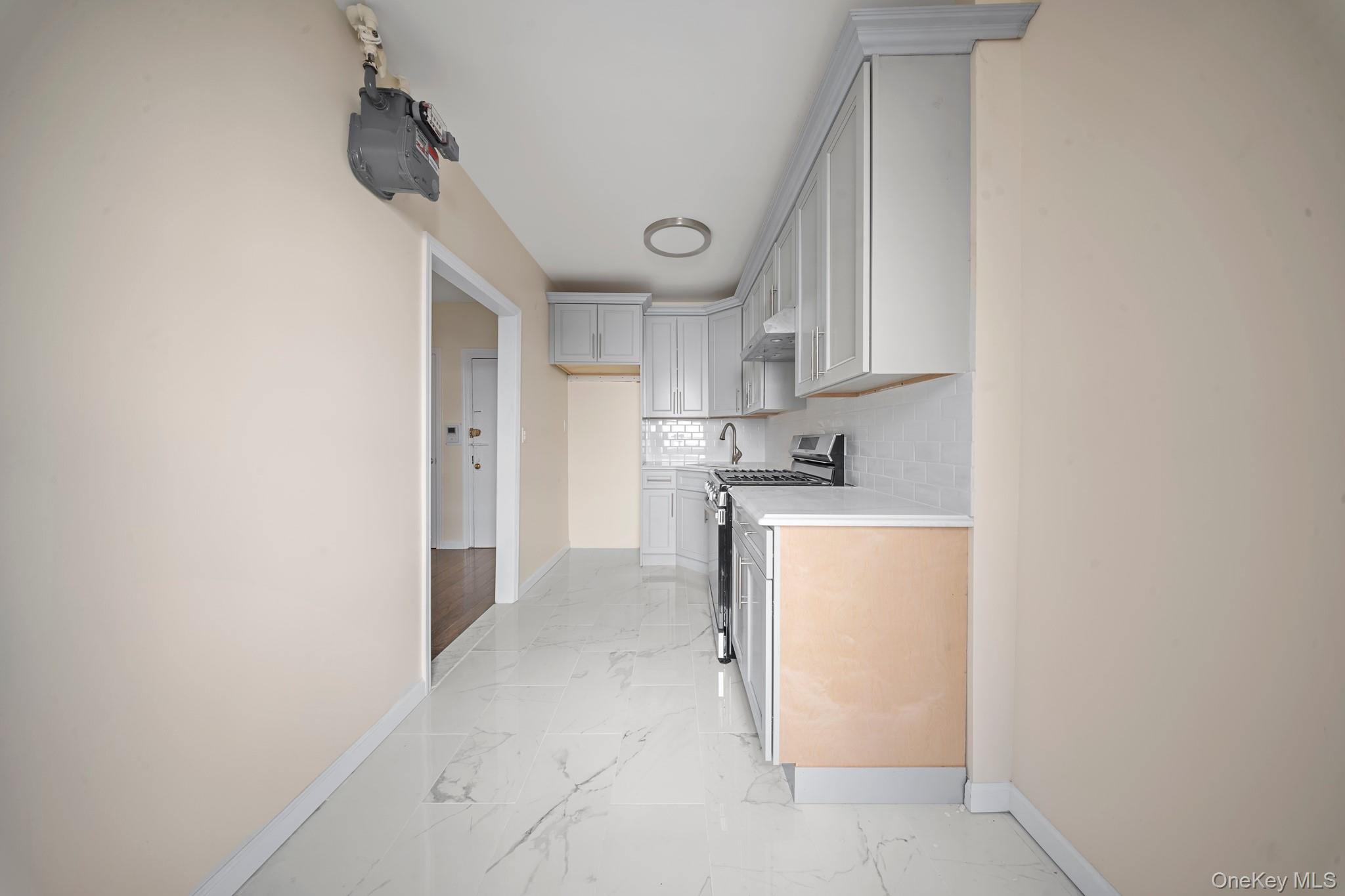 #14 photo, 1372 Shakespeare Avenue, ブロンクス区 Bronx , NY 10452