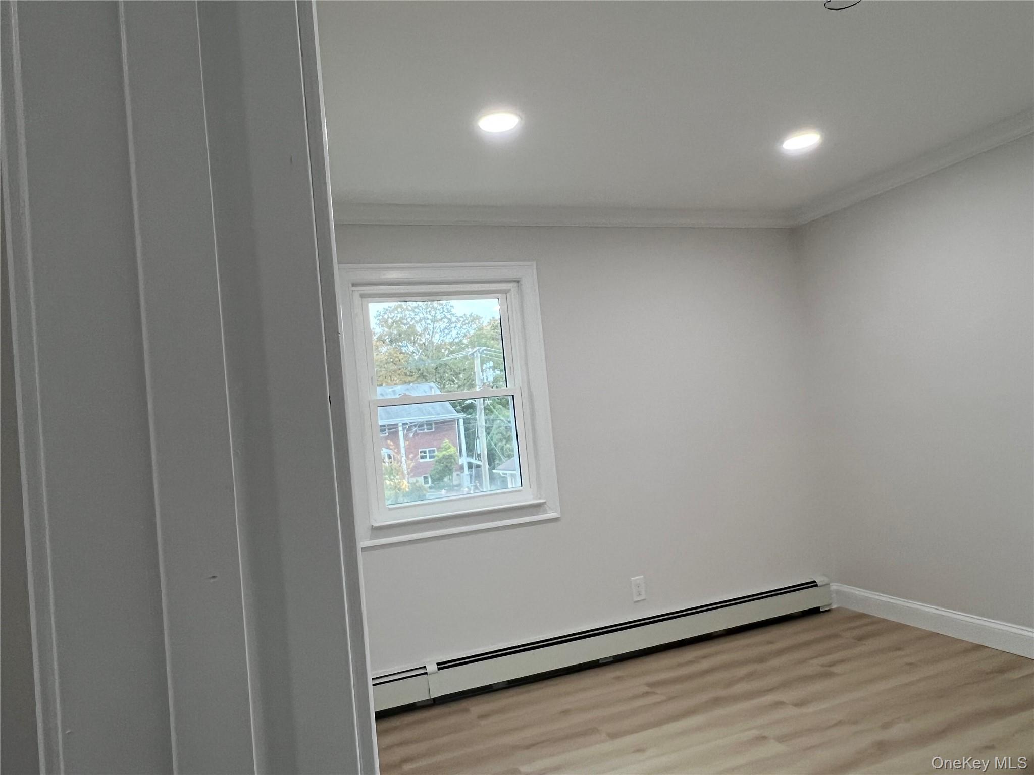 #7 photo, 683 Old Bethpage Road, ナッソー郡 Plainview , NY 11804